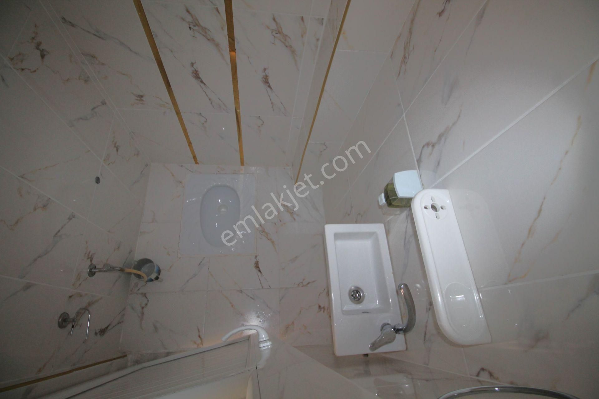 Retro’dan Akkent Mah’de Site İçi Doğalgazlı B.mutfak Kiralık 3+1 - Görsel 15