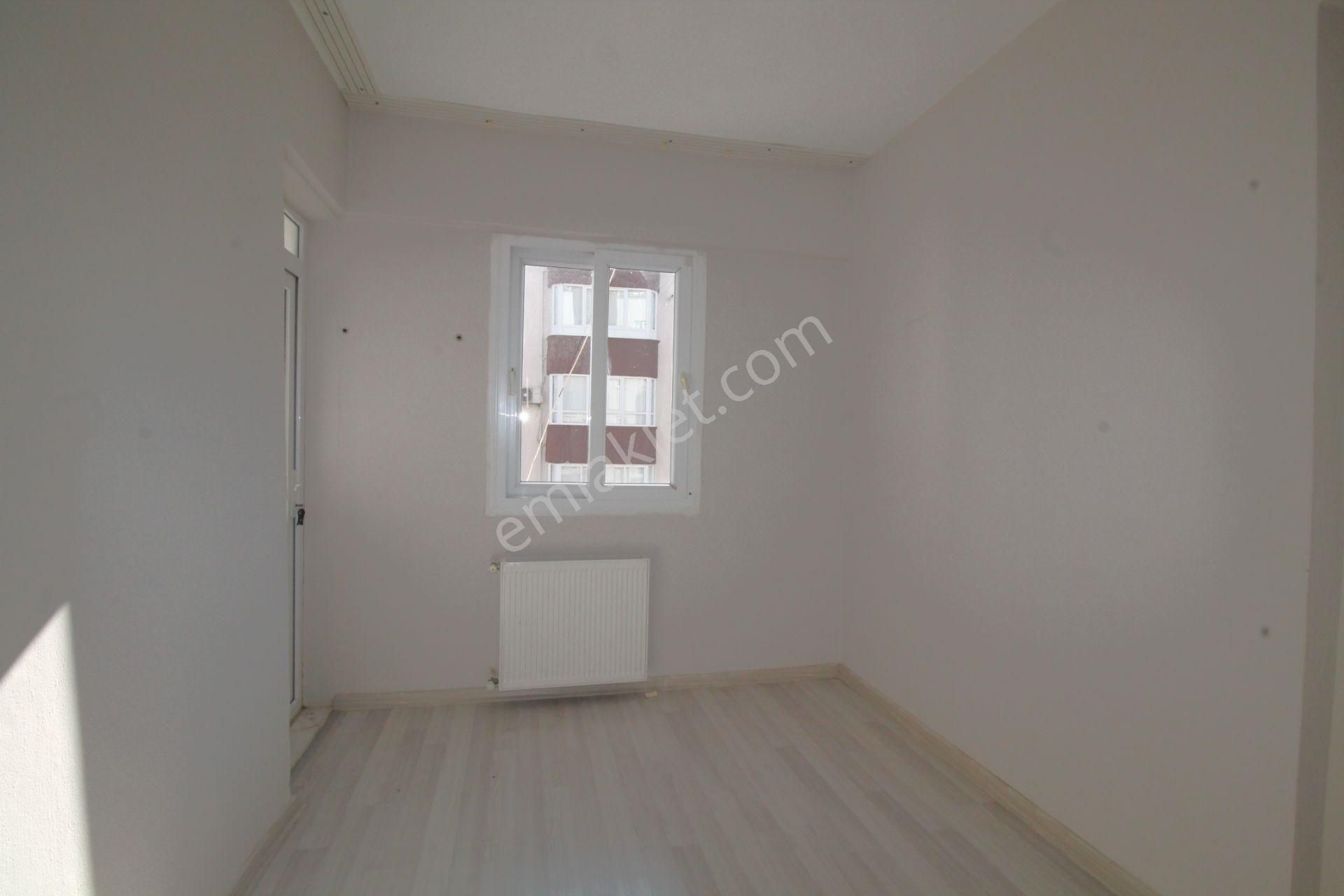 Retro’dan Akkent Mah’de Site İçi Doğalgazlı B.mutfak Kiralık 3+1 - Görsel 2