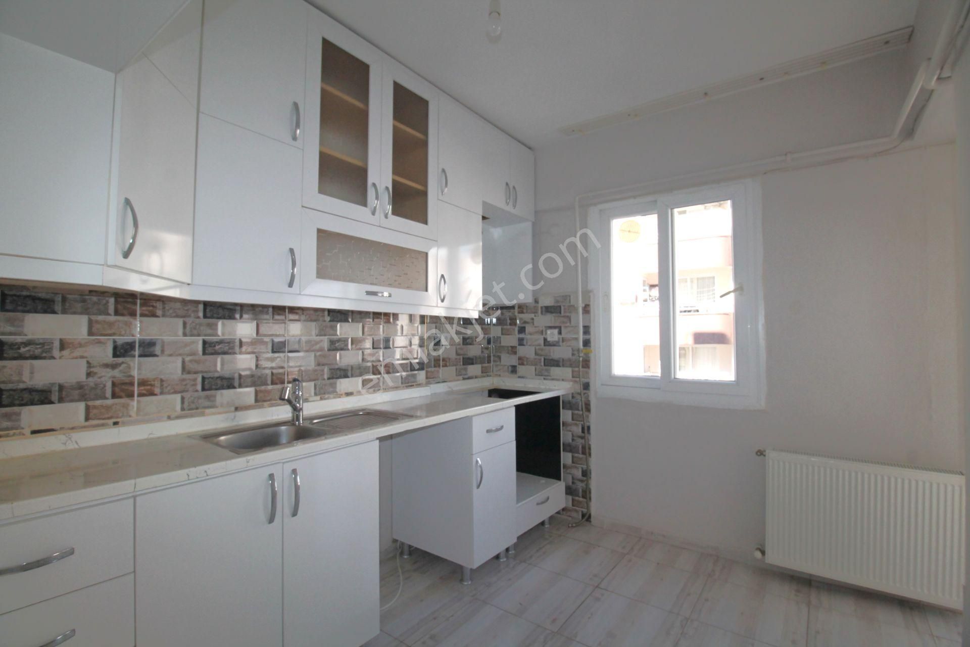 Retro’dan Akkent Mah’de Site İçi Doğalgazlı B.mutfak Kiralık 3+1 - Görsel 16