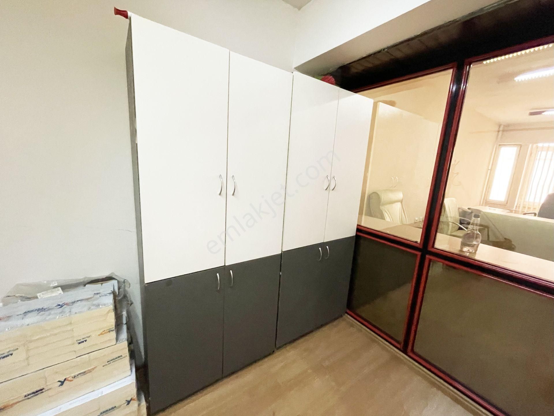 Bursa Osmangazi Merkezde Eşyalı Satılık Ofis - Görsel 10