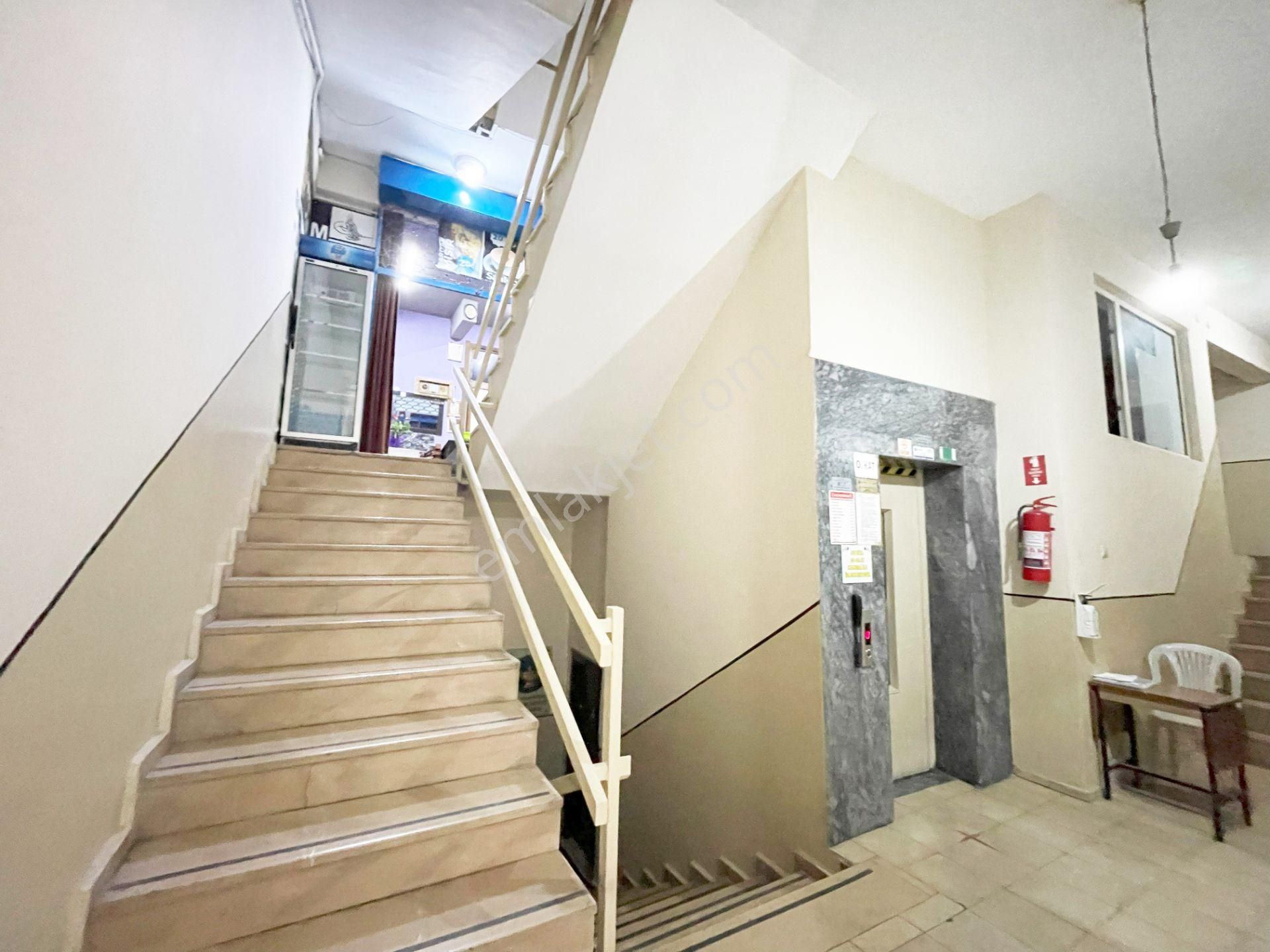 Bursa Osmangazi Merkezde Eşyalı Satılık Ofis - Görsel 26