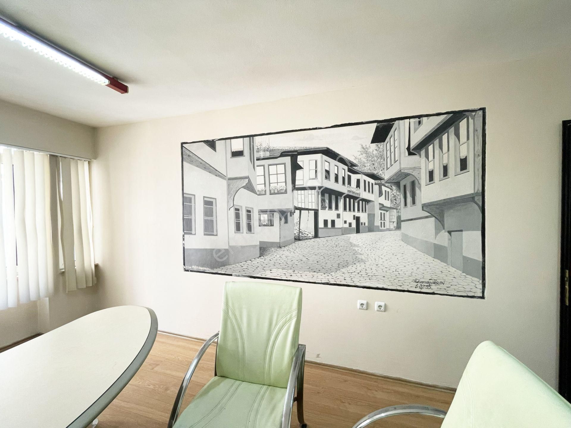 Bursa Osmangazi Merkezde Eşyalı Satılık Ofis - Görsel 22