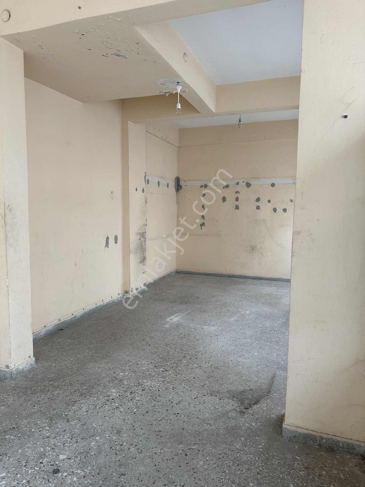 Karacabey Garipçe Mahallesinde Satılık Köşe Dükkan - Görsel 10