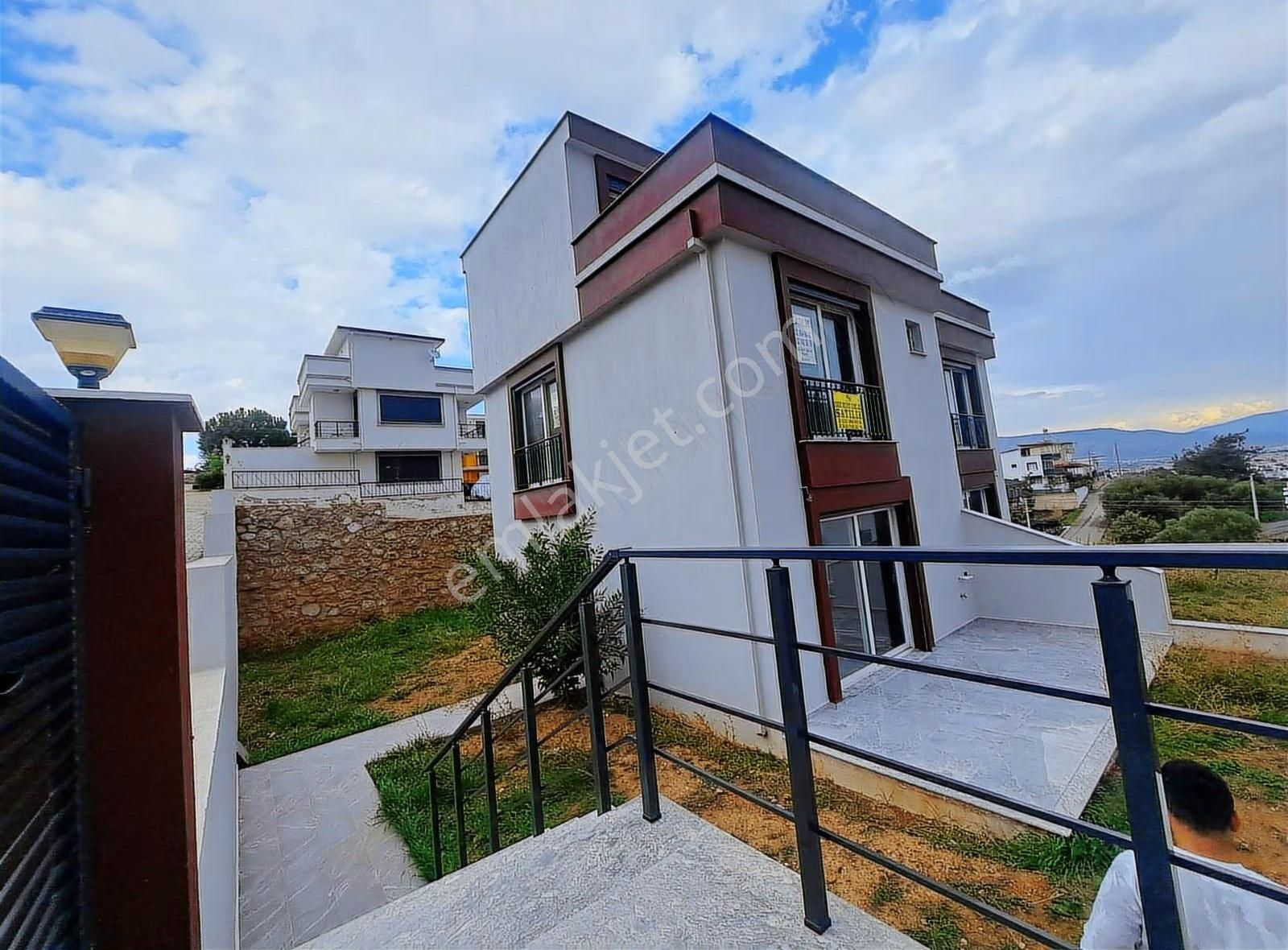 İzmir Seferihisar Doğanbey De Satılık Deniz Manzaralı 3+1 Villa - Görsel 13