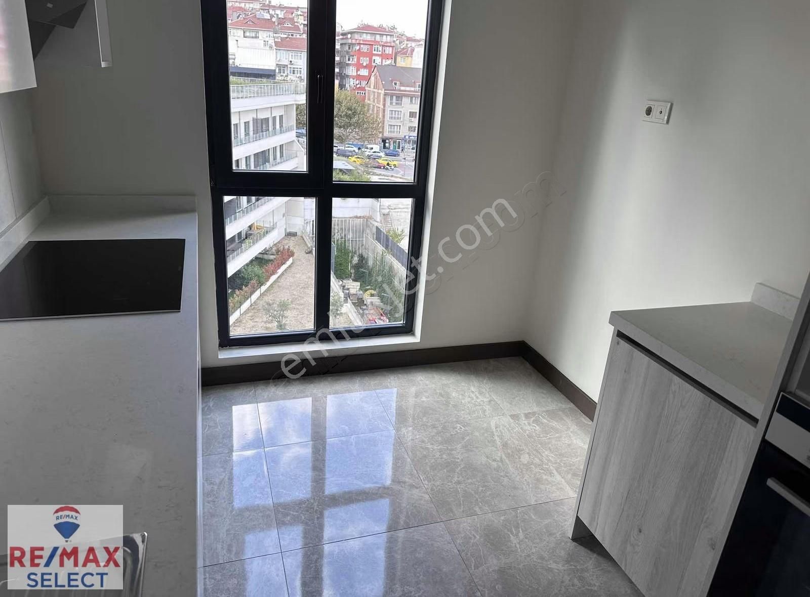 Sevcan Remax Nef Bahçelievler K.mutfak Havuz&içpeysaj Manz. 3+1 - Görsel 21