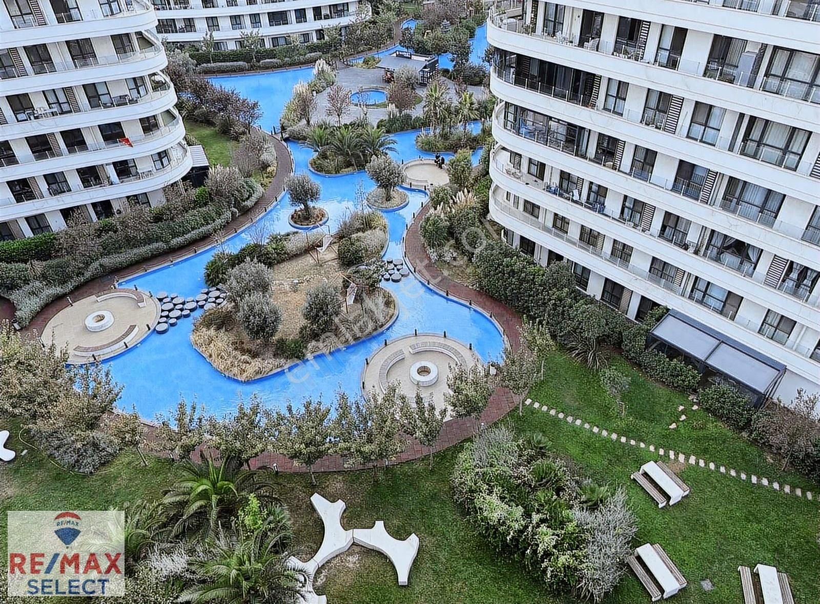 Sevcan Remax Nef Bahçelievler K.mutfak Havuz&içpeysaj Manz. 3+1 - Görsel 27