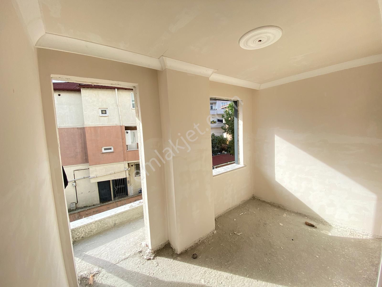 Sırasöğütler Mah. Satılık 2+1 Ara Kat Asansörlü Marmara'ya Yakın - Görsel 8