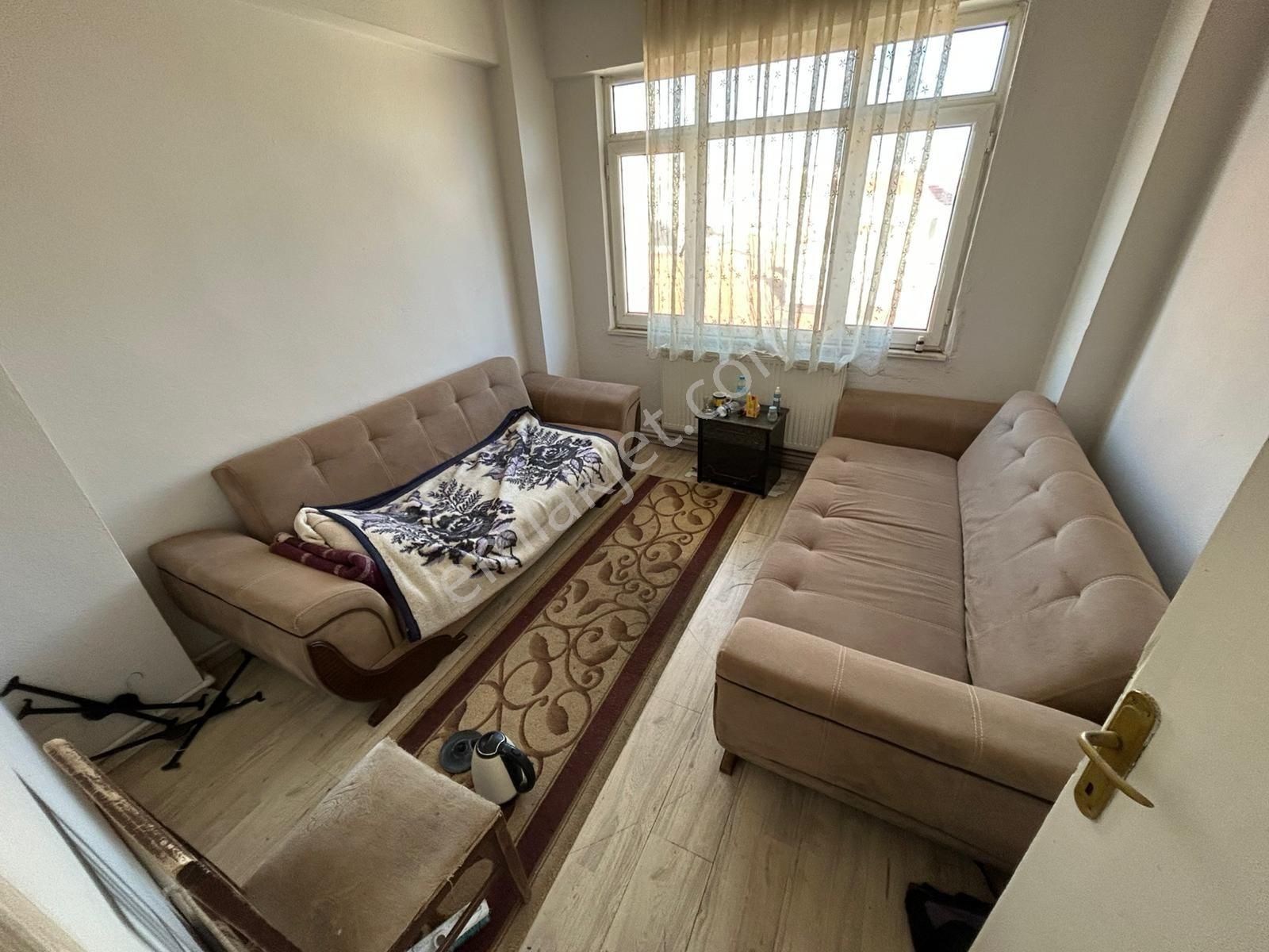 Canyapı'dan Katlı Otoparkın Yyanında 1+1 Kıralık Daire - Görsel 3