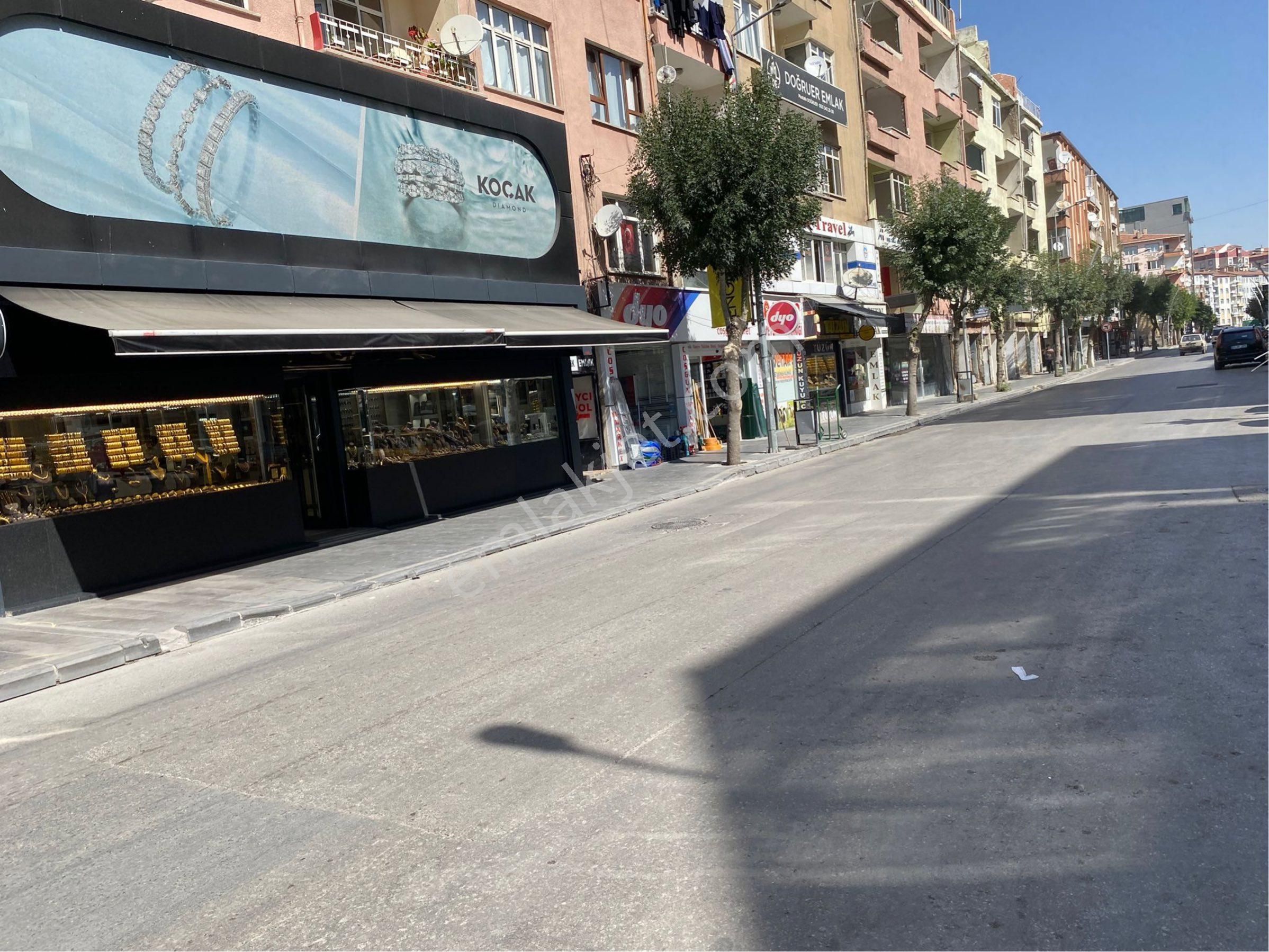 Emsalsiz Satılık Ofis - Görsel 21