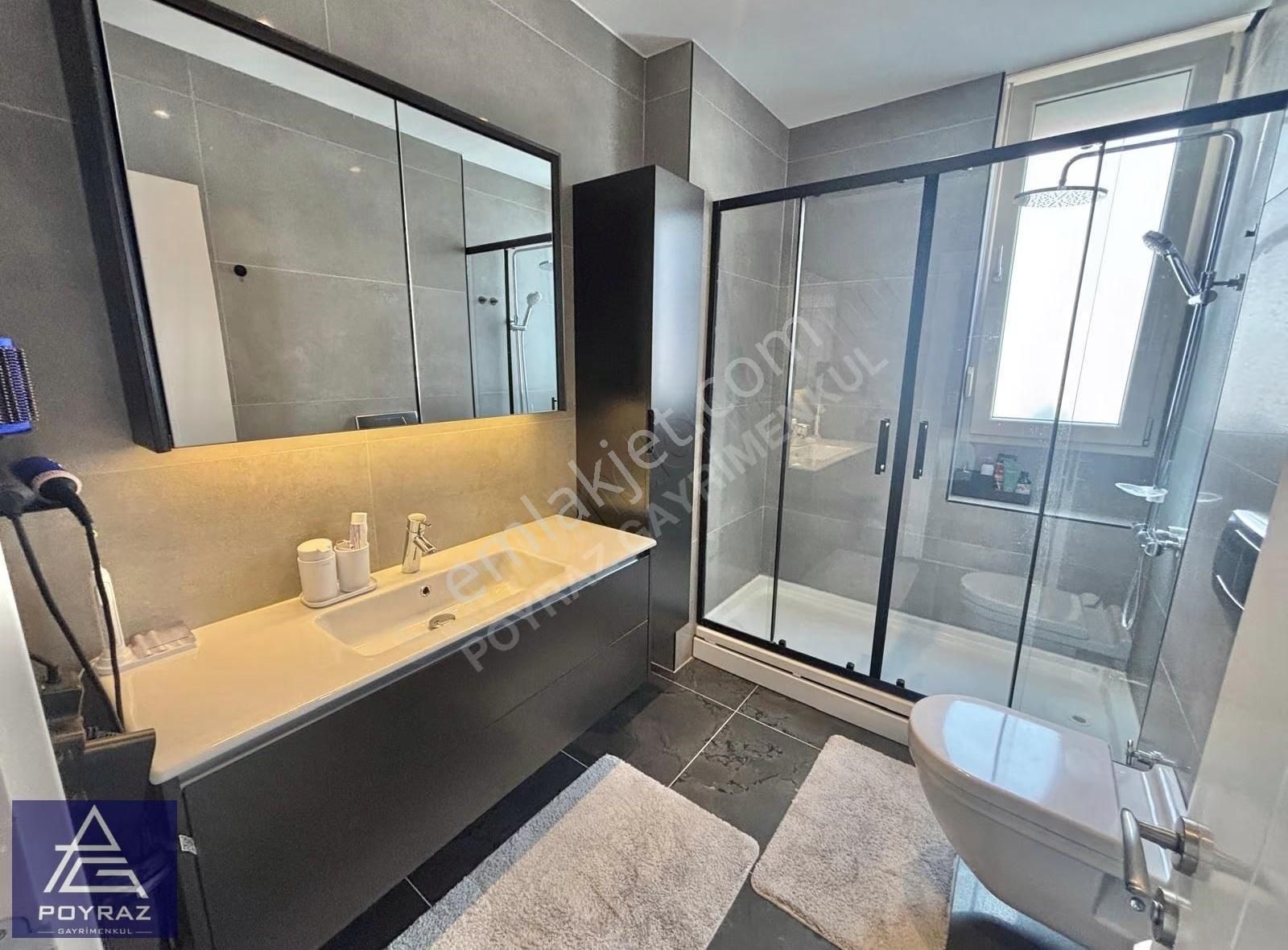 Poyraz'dan Caddebostan Sahilde Prestijli Binada Katta Tek 4+1