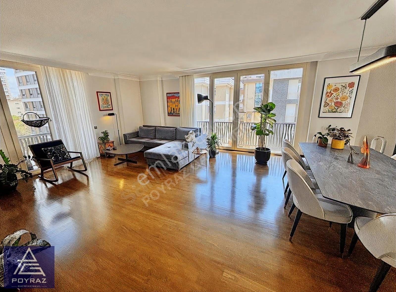 Poyraz'dan Caddebostan Sahilde Prestijli Binada Katta Tek 4+1 - Görsel 11