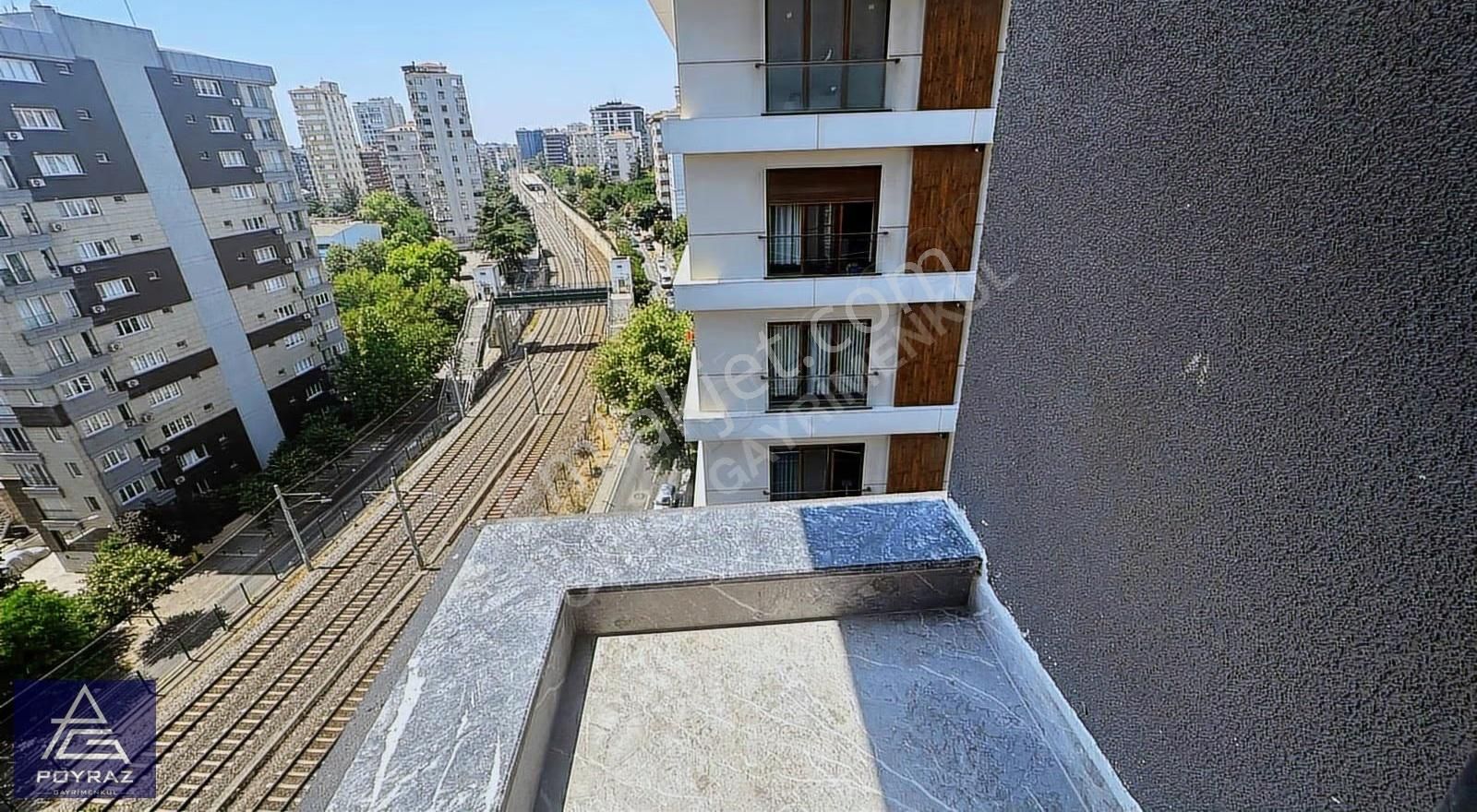 Poyraz'dan Suadiyede Kısmi Deniz Manzaralı Balkonlu 3+1 Satılık - Görsel 16
