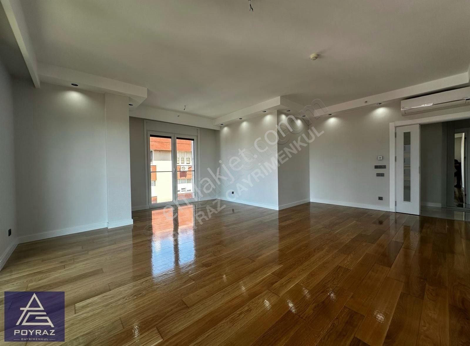 Poyraz'dan Erenköy'de 7/24 Güvenlik Havuzlu Balkonlu 3+1 Satılık - Görsel 18