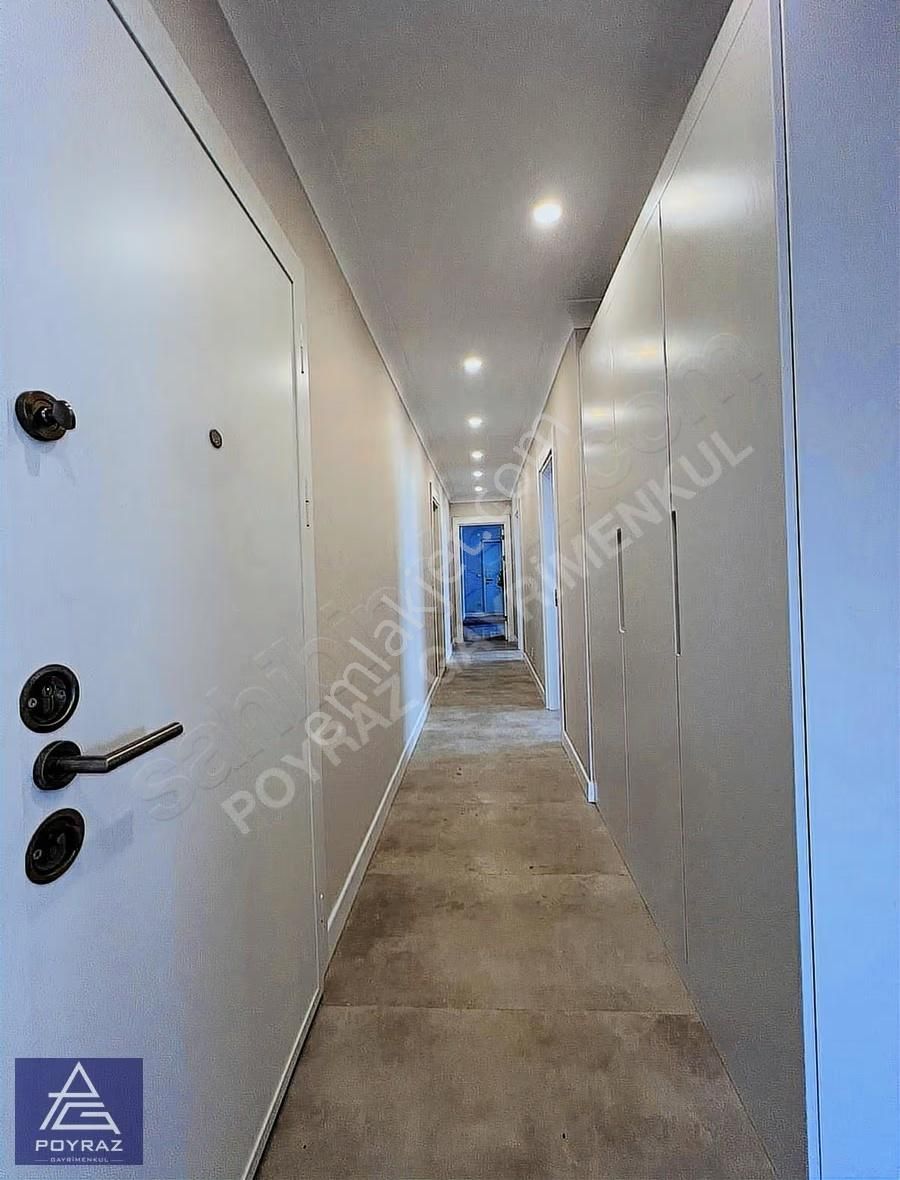 Poyraz'dan Caddebostan Sahilde Kısmi Deniz Manzarlı Balkonlu 3+1 - Görsel 13