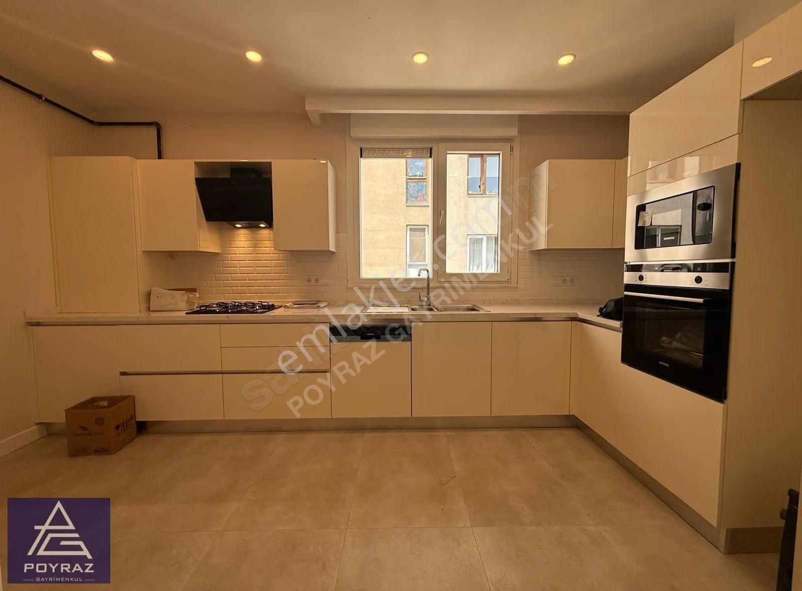 Poyraz'dan Caddebostan Sahilde Kısmi Deniz Manzarlı Balkonlu 3+1 - Görsel 6