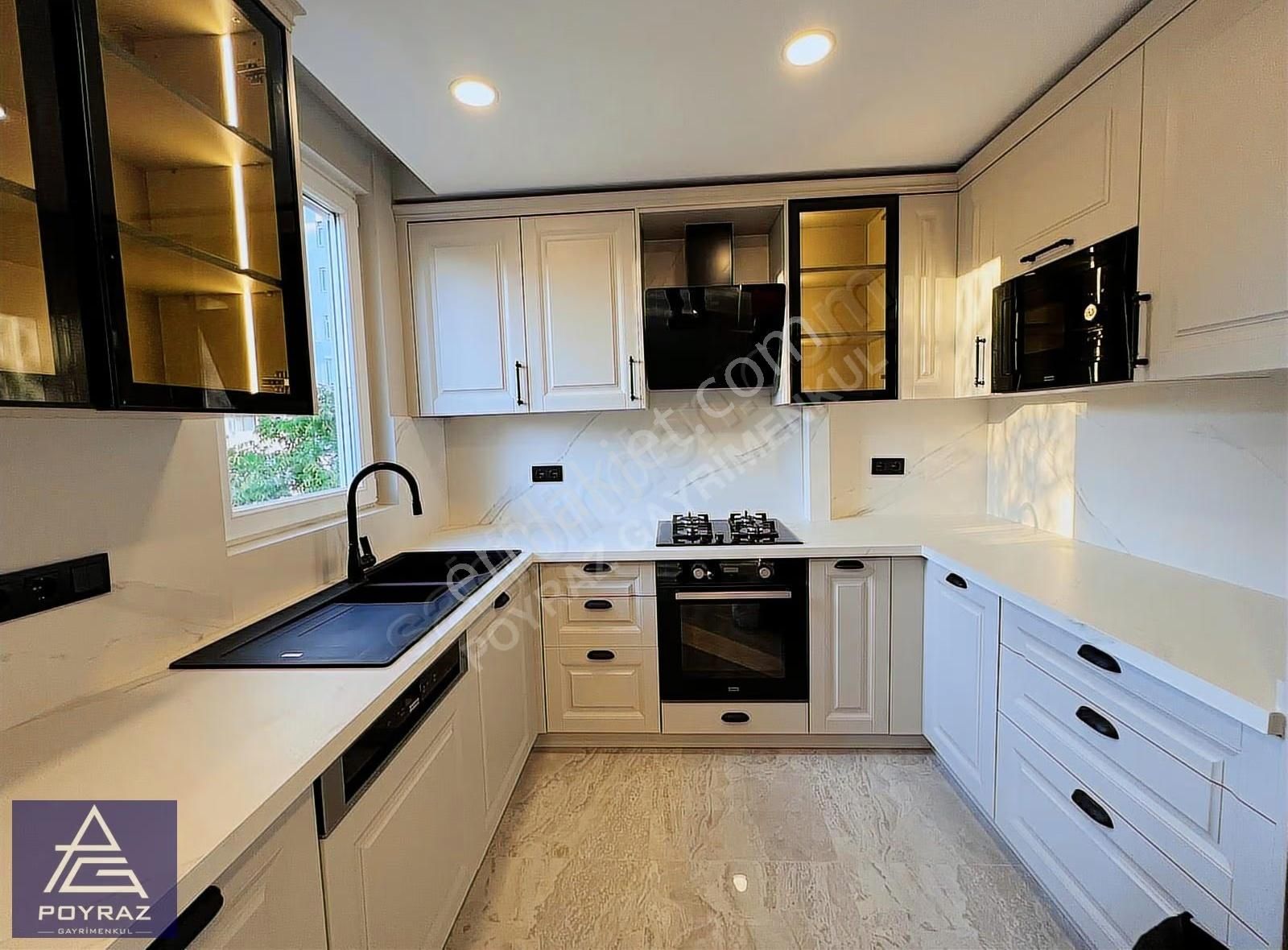 Poyraz'dan Erenköyde Bağdat Caddesine Yakın Site İçinde 3+1 - Görsel 11