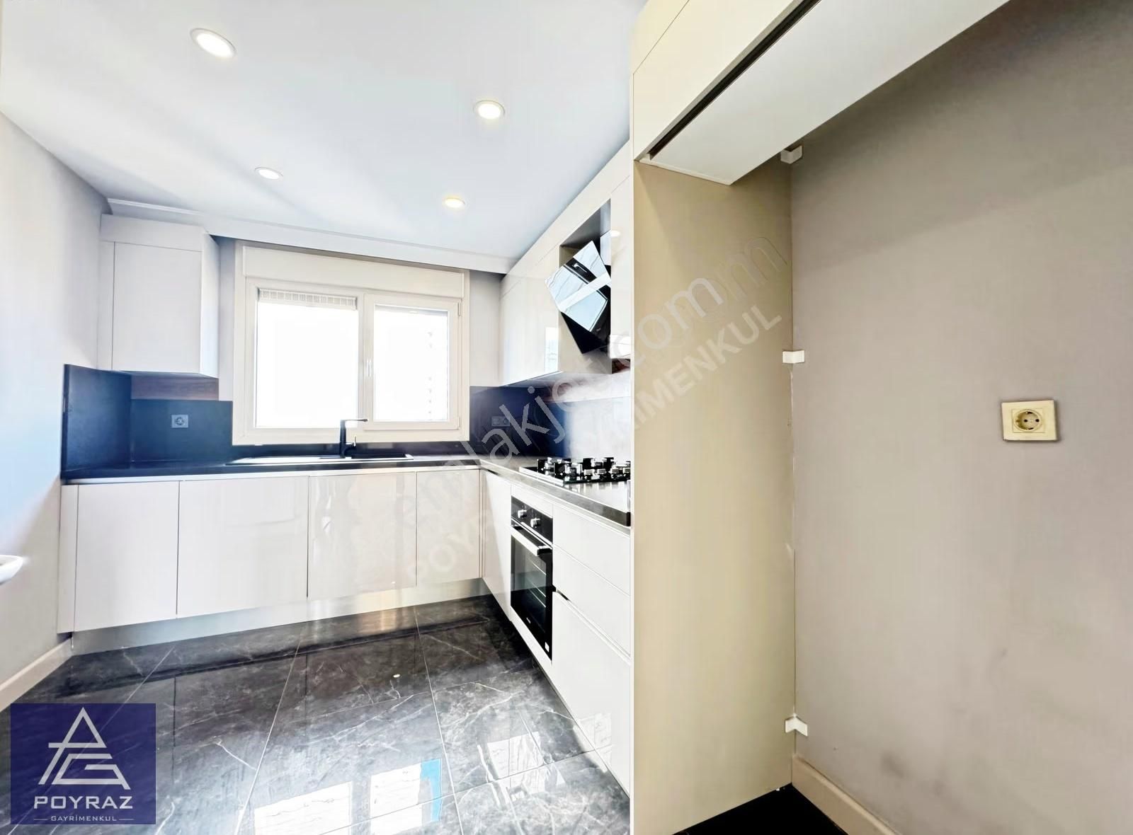 Poyraz'dan Suadiyede Bağdat Caddesine Yakın Site Özellikli 3+1 - Görsel 13