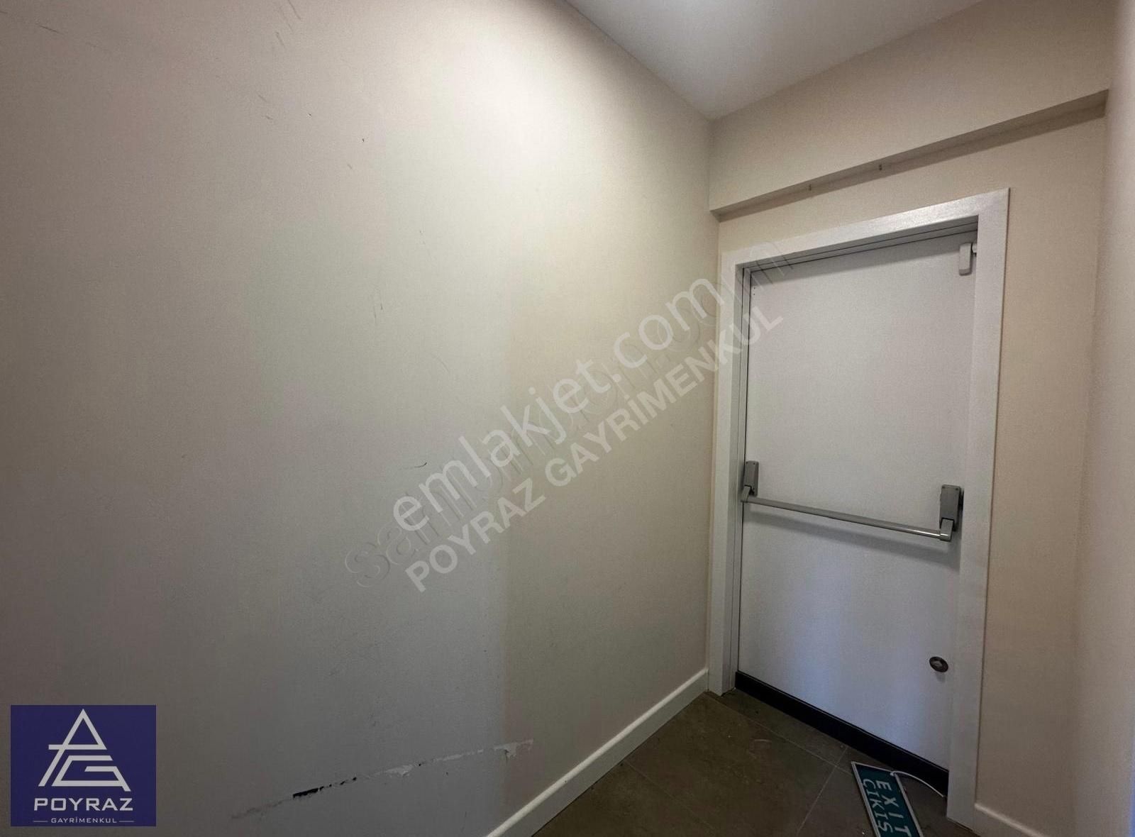 Poyraz'dan Suadiyede Bağdat Caddesine 3. Binada Balkonlu 3+1 - Görsel 22