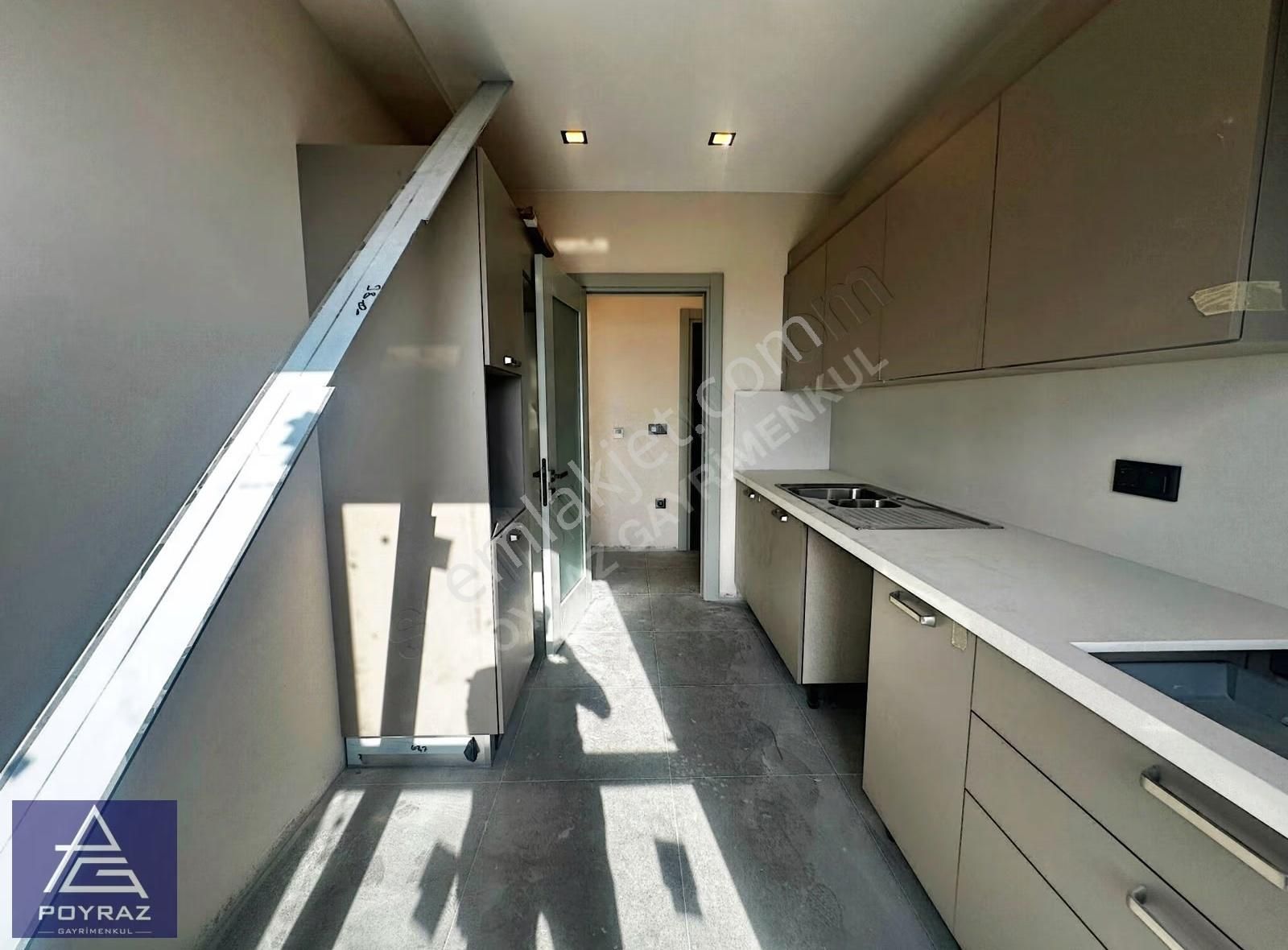 Poyraz'dan Suadiyede Sıfır Binada Deniz Manzarlı 95net 3+1 Daire - Görsel 34