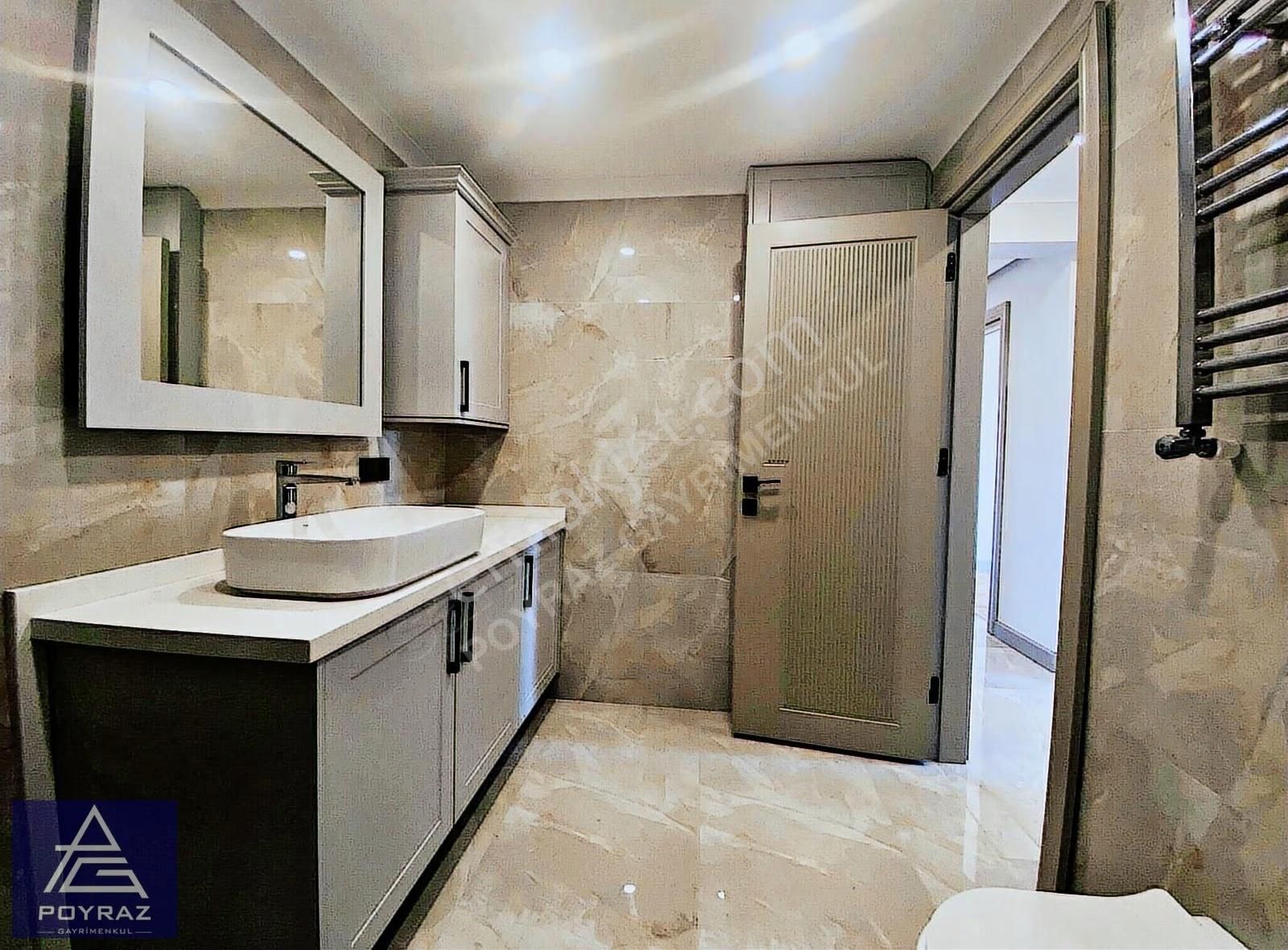 Poyraz'dan Caddebostan Sahilde Prestijli Binada Balkonlu 3+1 - Görsel 18