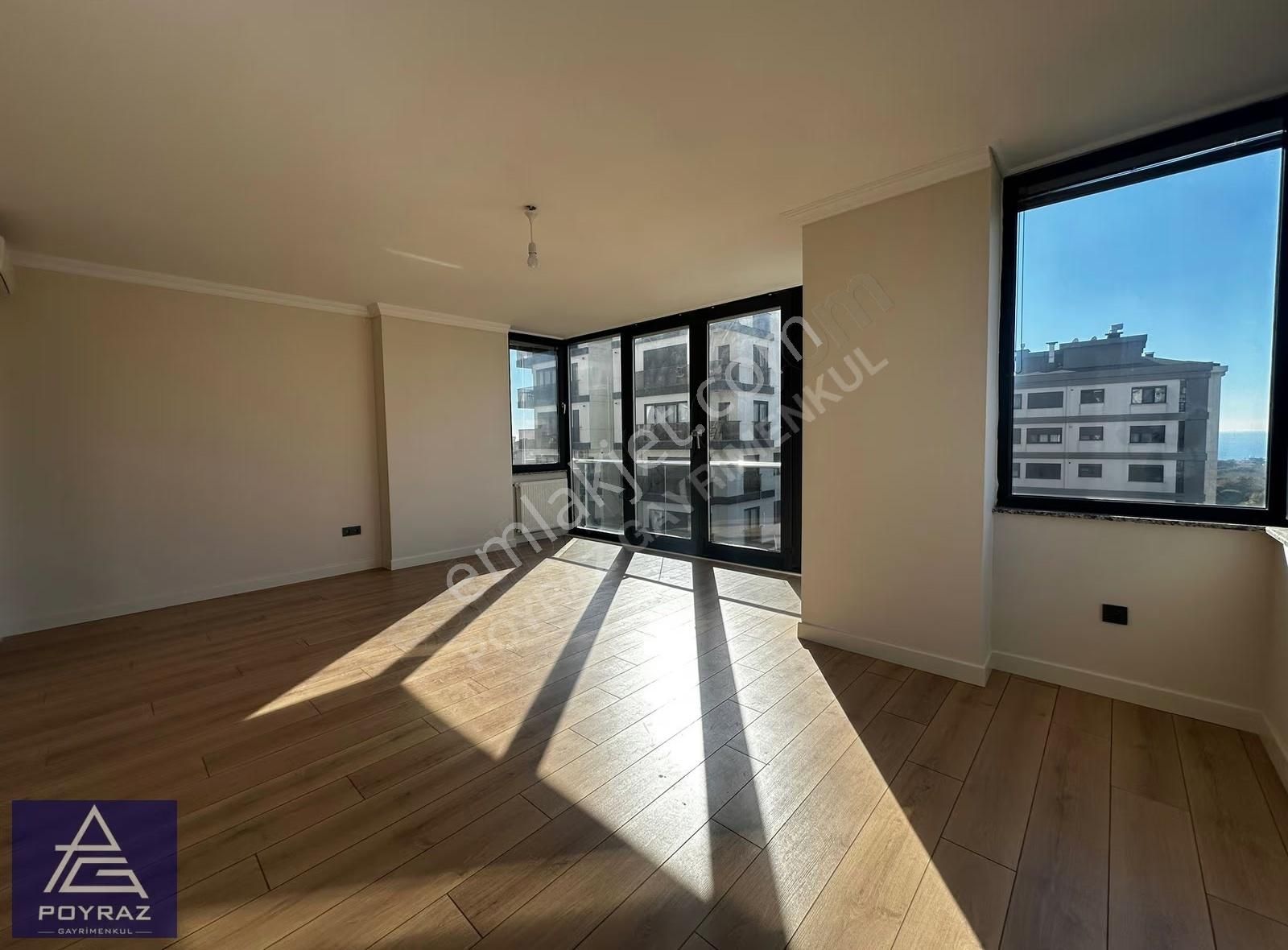 Poyraz'dan Tütüncü Mehmet Efendide Deniz Manzaralı Balkonlu 2+1 - Görsel 9