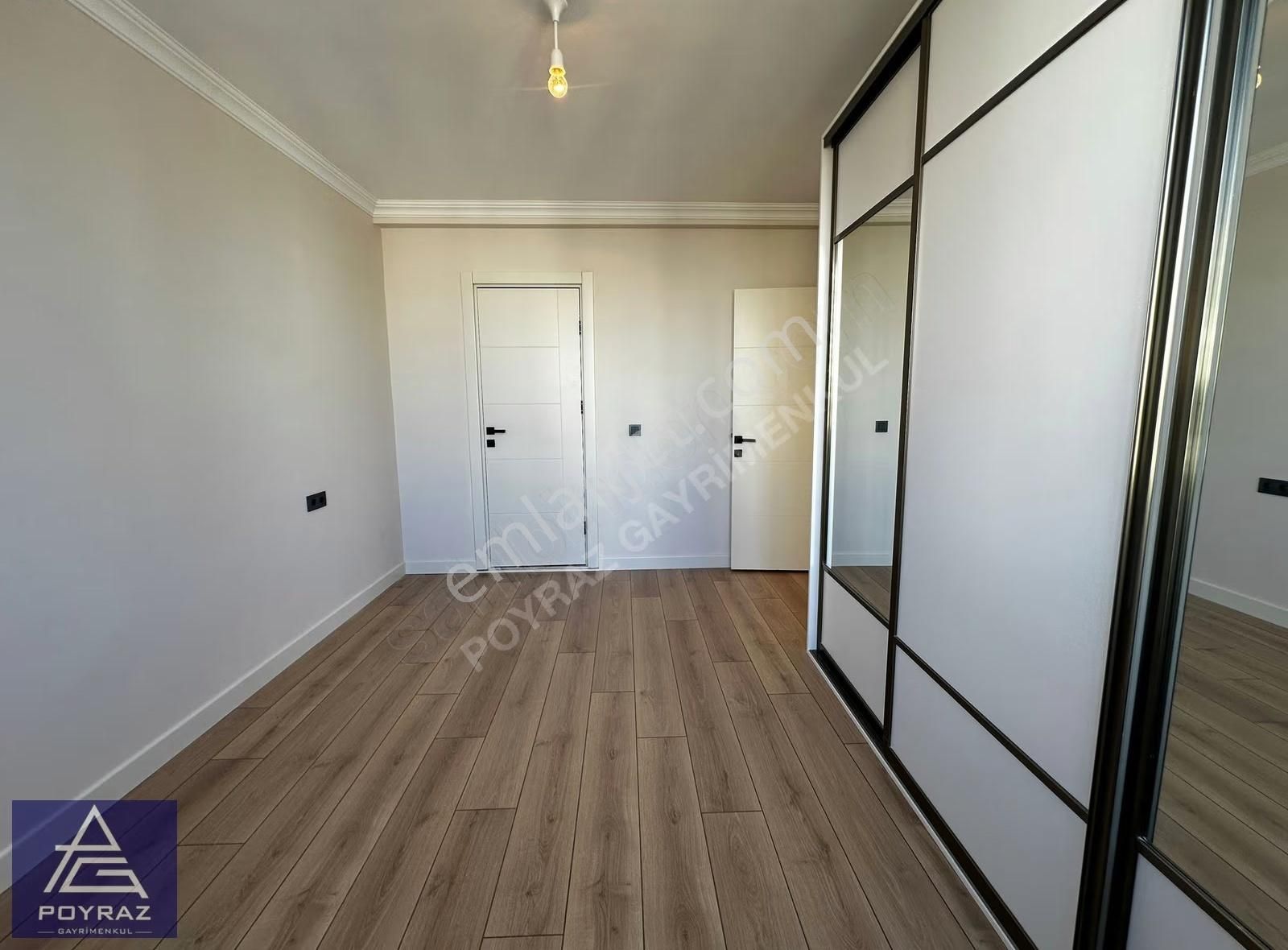 Poyraz'dan Tütüncü Mehmet Efendide Deniz Manzaralı Balkonlu 2+1 - Görsel 6