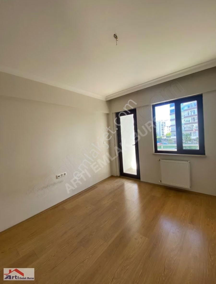 Artı' Dan Özlüce' De Geniş Havuzlu 3+1 Daire - Görsel 12