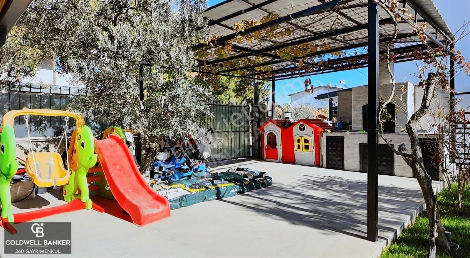 Urla Gülbahçede 479m² Arsada Geniş Bahçeli 3+1 Müstakiltripleks - Görsel 25