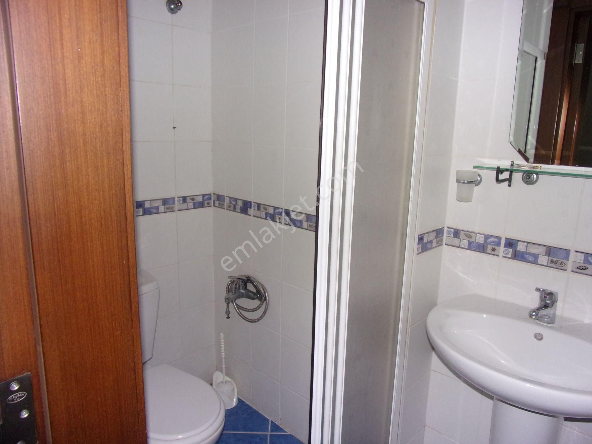 Tarabya Sitede 3+1 140 Metrekare Bakımlı Kiralık Daire - Görsel 25