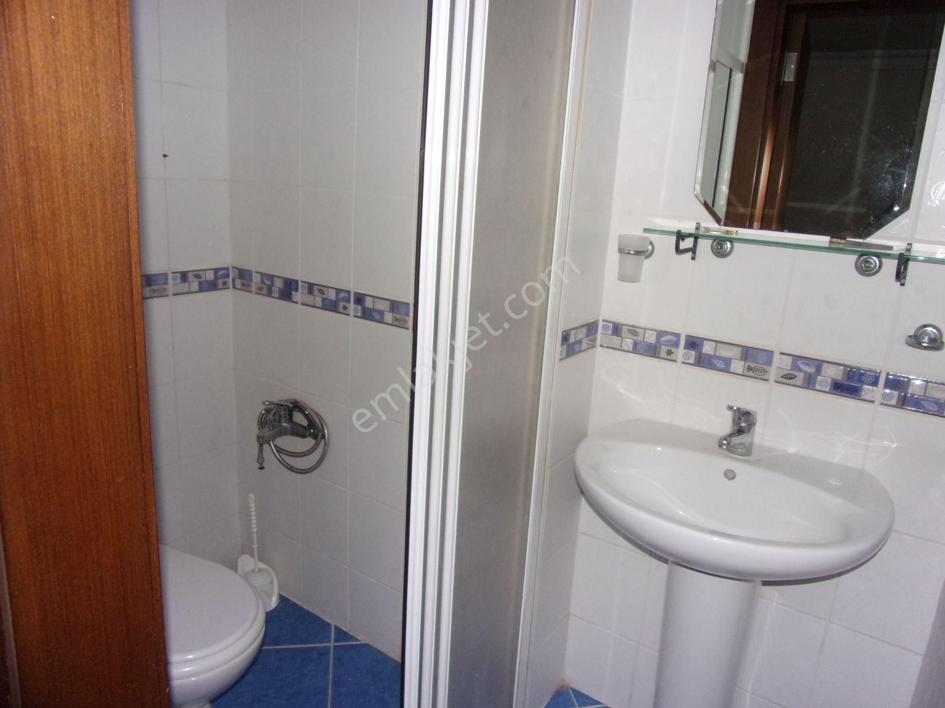 Tarabya Sitede 3+1 140 Metrekare Bakımlı Kiralık Daire - Görsel 24