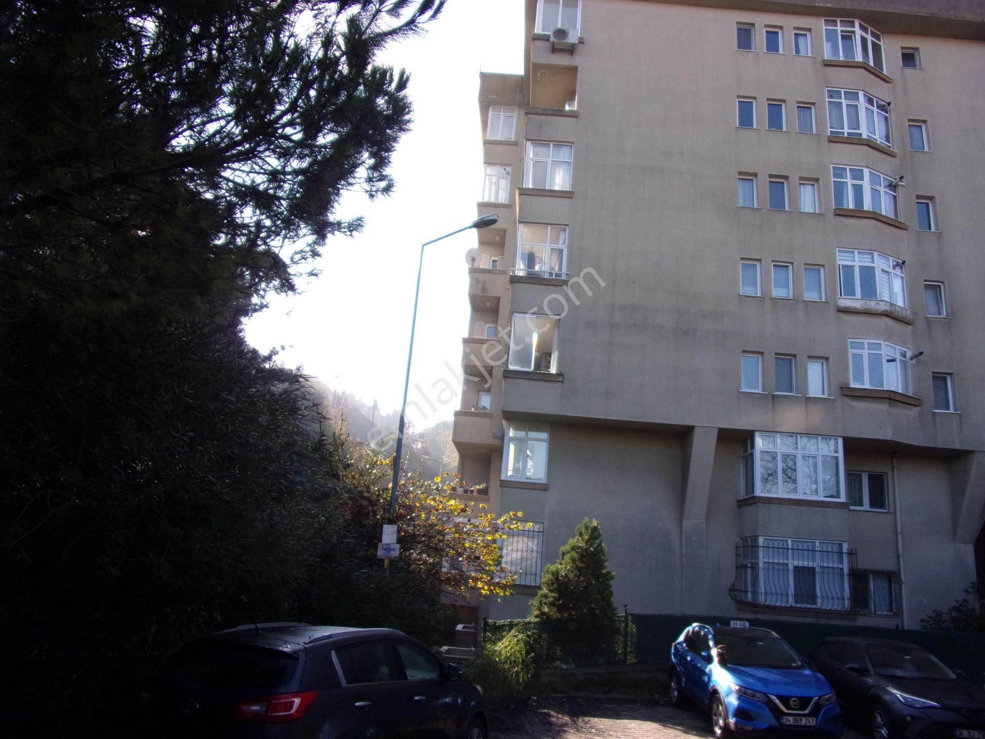 Tarabya Sitede 3+1 140 Metrekare Bakımlı Kiralık Daire - Görsel 35