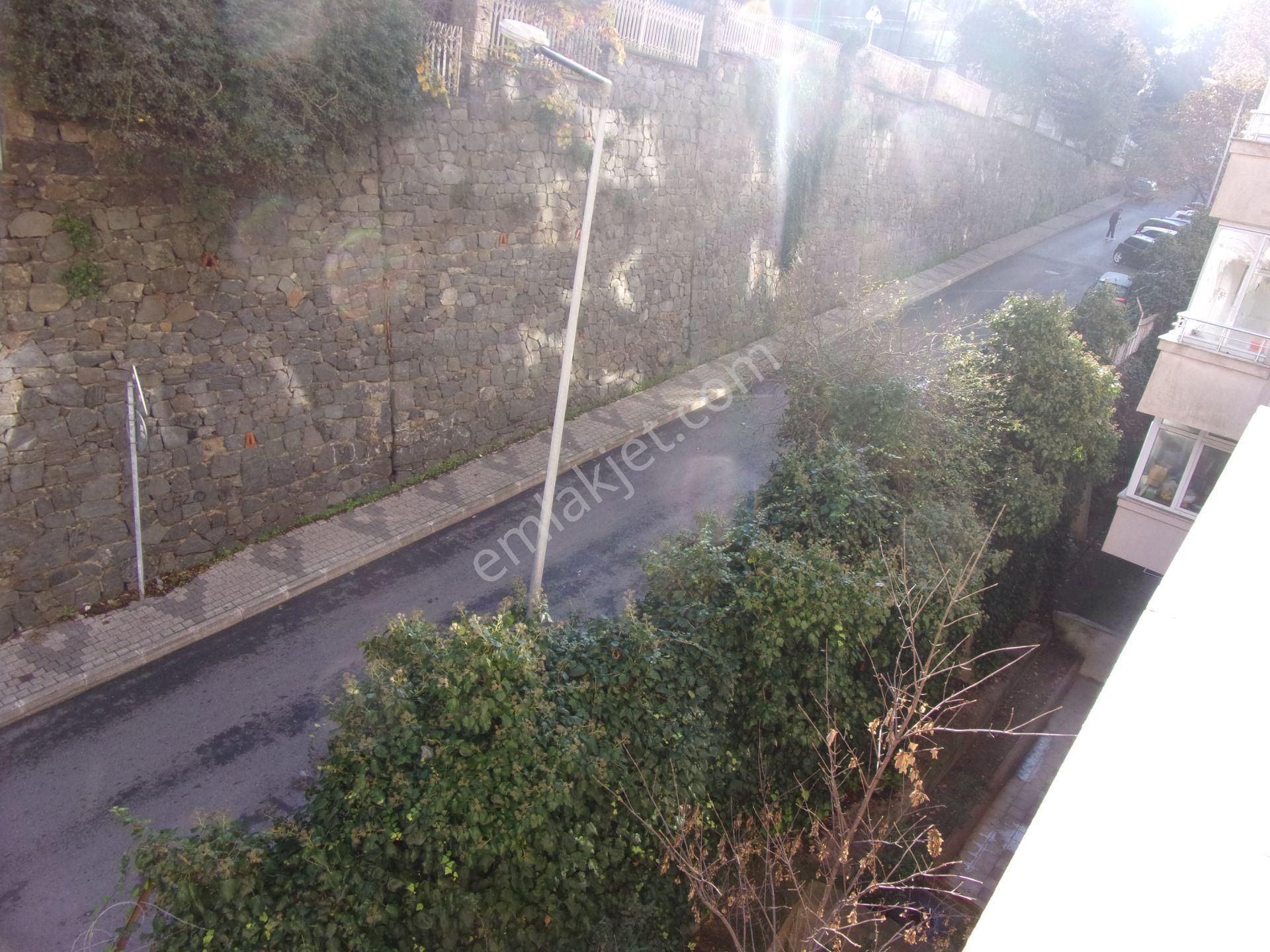 Tarabya Sitede 3+1 140 Metrekare Bakımlı Kiralık Daire - Görsel 32