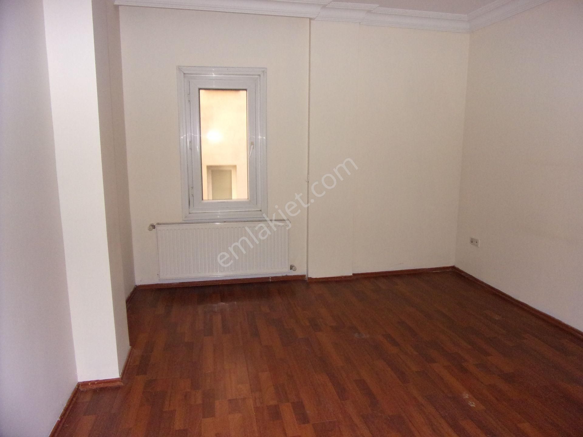Tarabya Sitede 3+1 140 Metrekare Bakımlı Kiralık Daire - Görsel 28