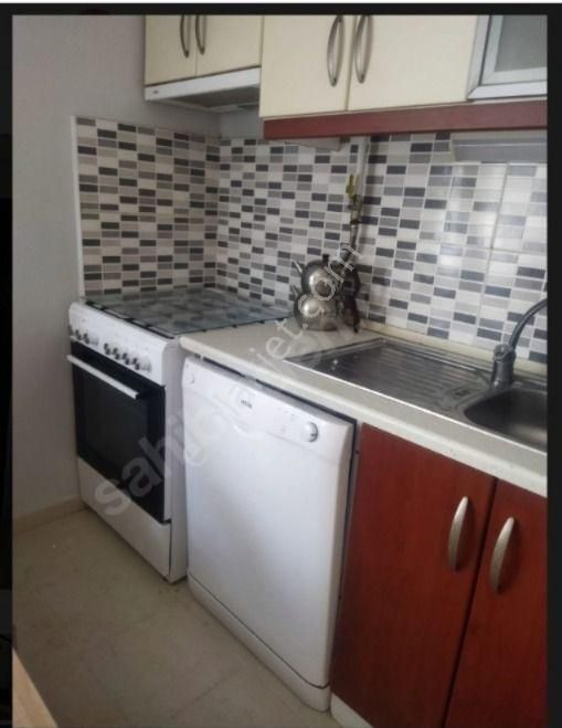 Acil Sahibinden Eşyalı Kiralık 2+1 Ev - Görsel 3