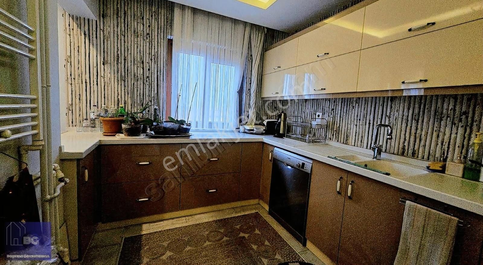 Lozan Caddesinde İçi Sıfır 3+1 Geniş Daire Fırsatı!!! - Görsel 21