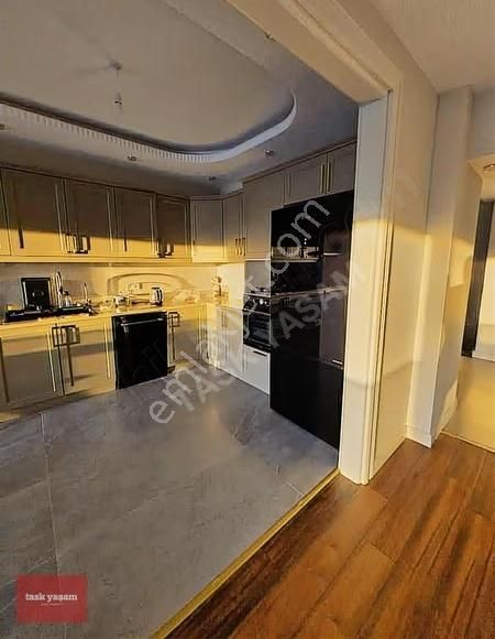 Tepeörende Yeni Bitmiş Müstakil Havuzlu Villa - Görsel 25