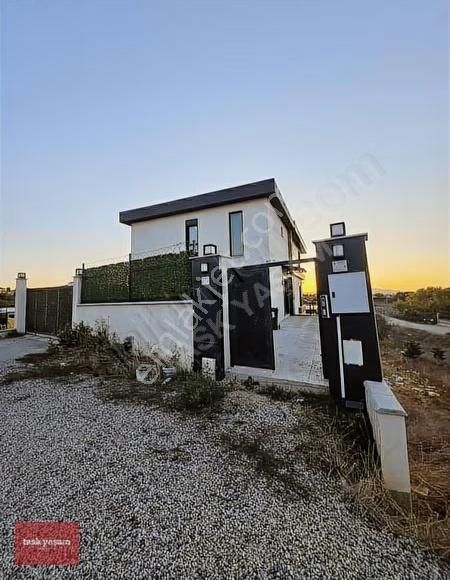 Tepeörende Yeni Bitmiş Müstakil Havuzlu Villa - Görsel 8