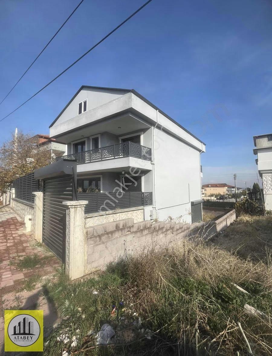 Atabey'den Bahçelievler'de 4 Tarafı Bahçeli Sıfır Satılık Villa - Görsel 9