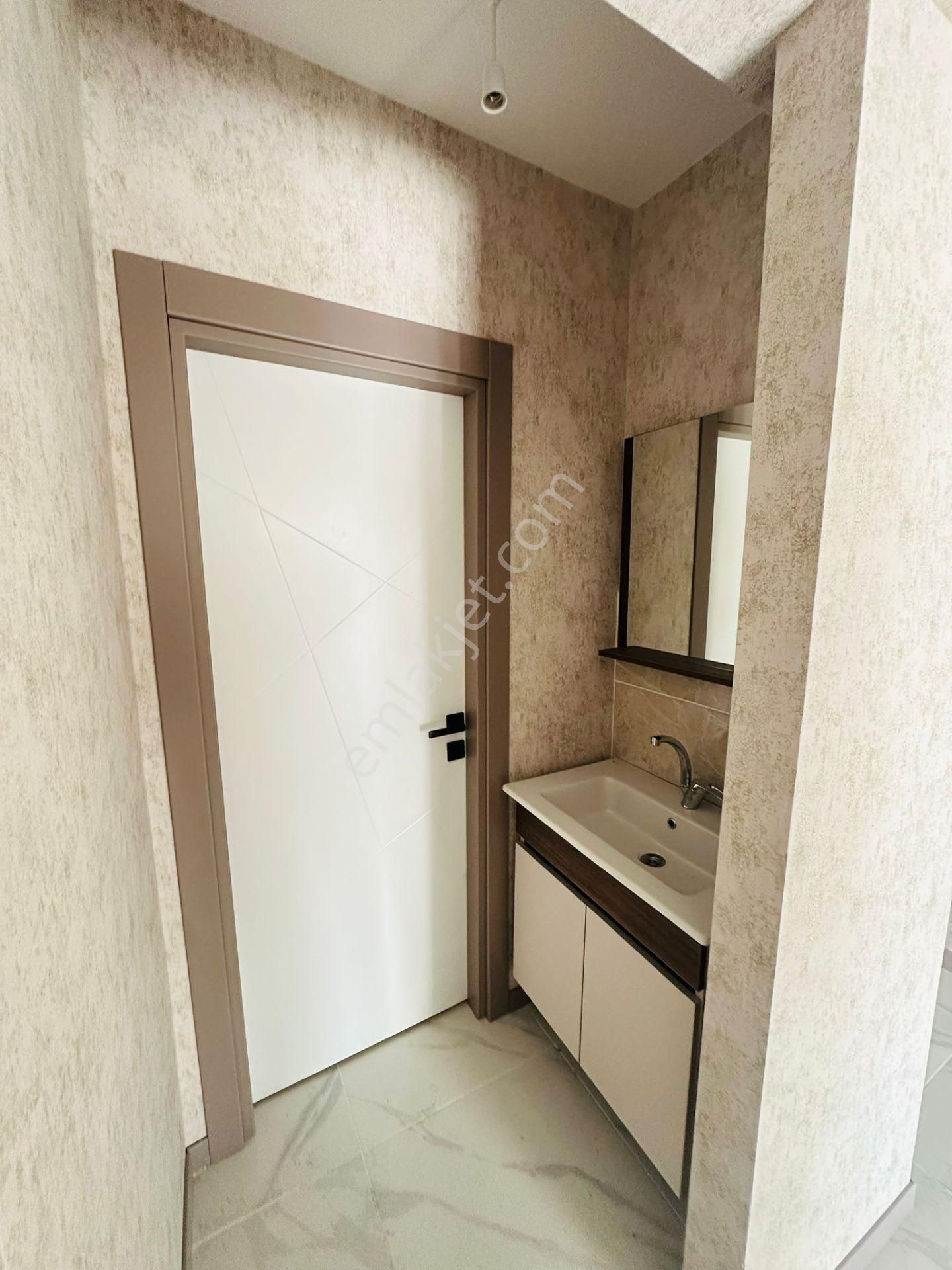 Karapürçek'te Salı Pazarı Yakını Full Yapılı 3+1 Satılık Sıfır Daire !!! - Görsel 21