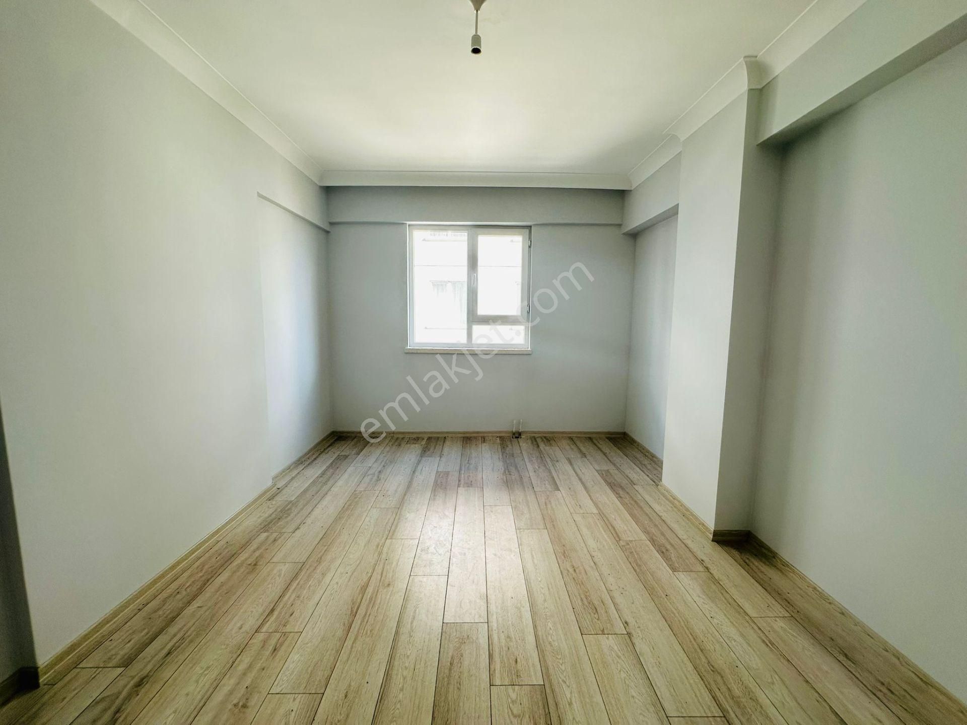 Karapürçek'te Salı Pazarı Yakını Full Yapılı 3+1 Satılık Sıfır Daire !!! - Görsel 15