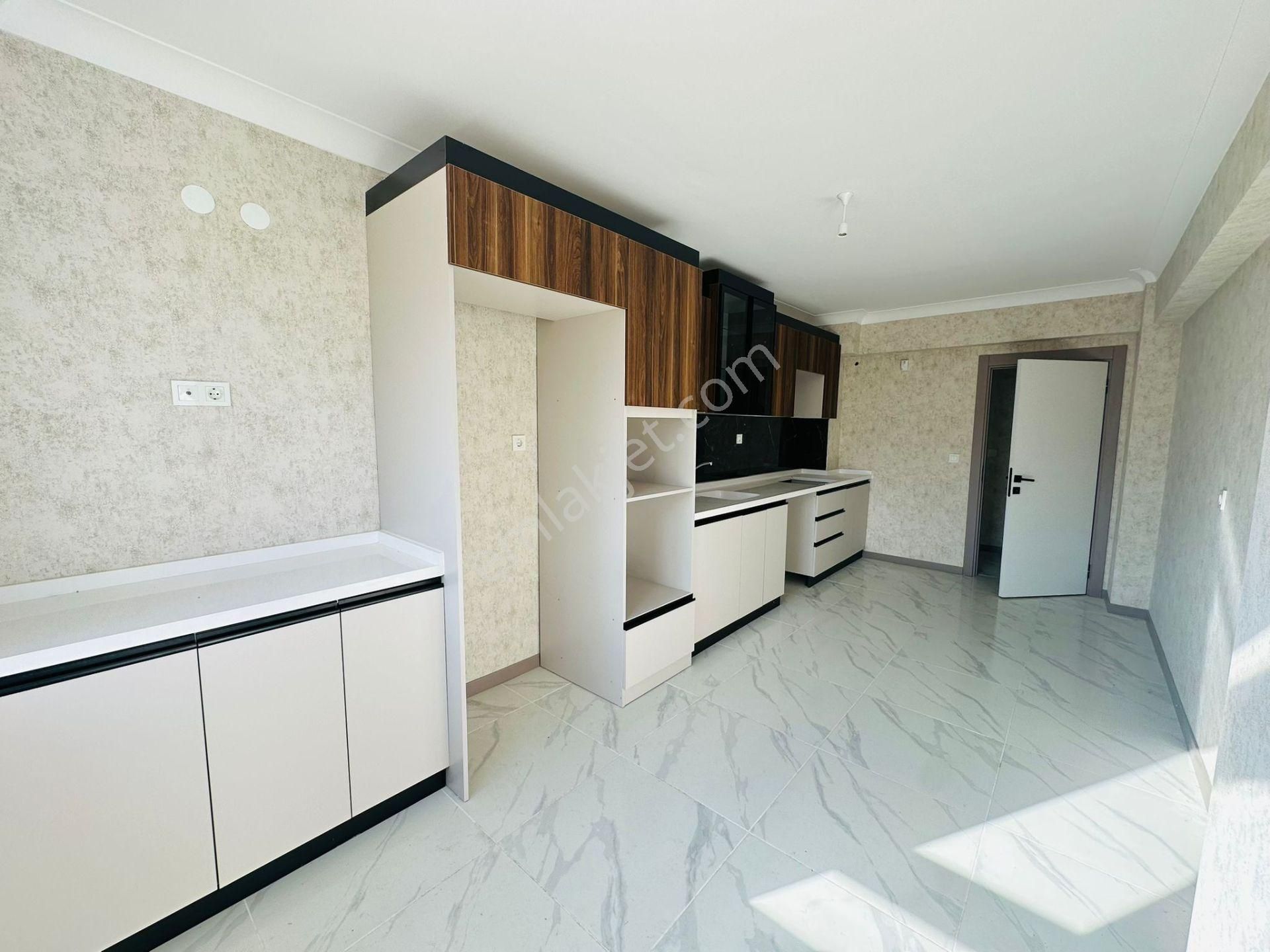 Karapürçek'te Salı Pazarı Yakını Full Yapılı 3+1 Satılık Sıfır Daire !!! - Görsel 3