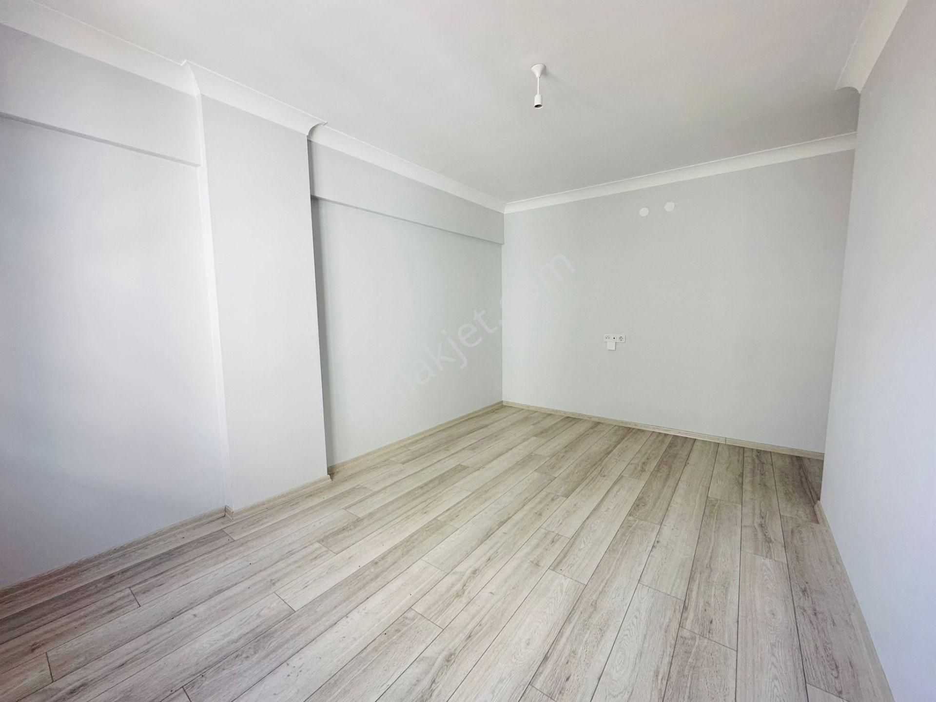 Karapürçek'te Salı Pazarı Yakını Full Yapılı 3+1 Satılık Sıfır Daire !!! - Görsel 12