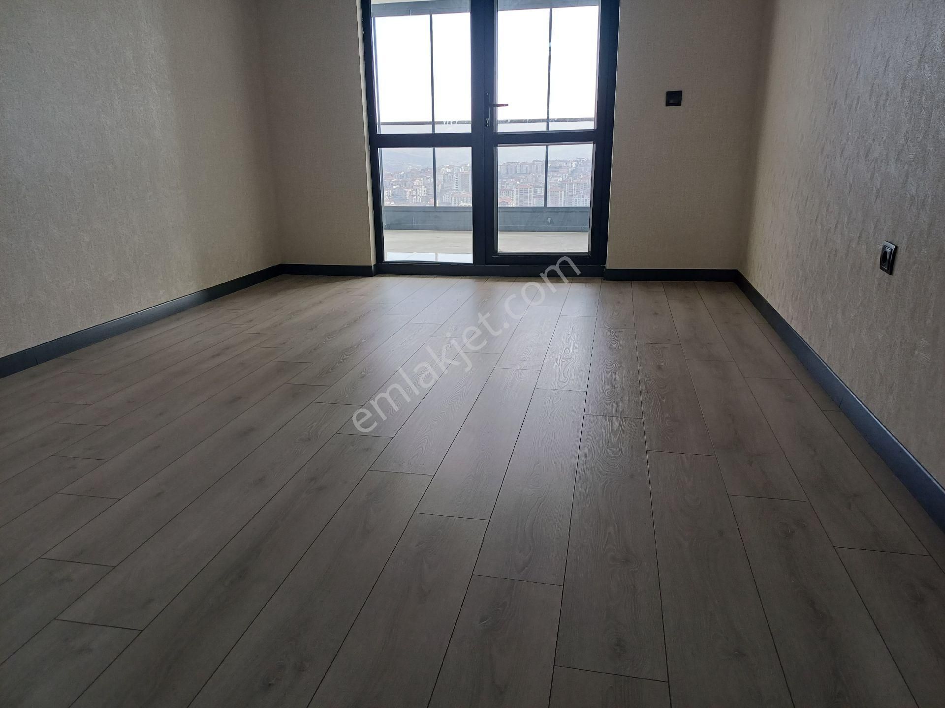 Kalekışladan Manzaralı Ful Lüks Yapılı Kiralık Geniş 4+1 Daire - Görsel 14