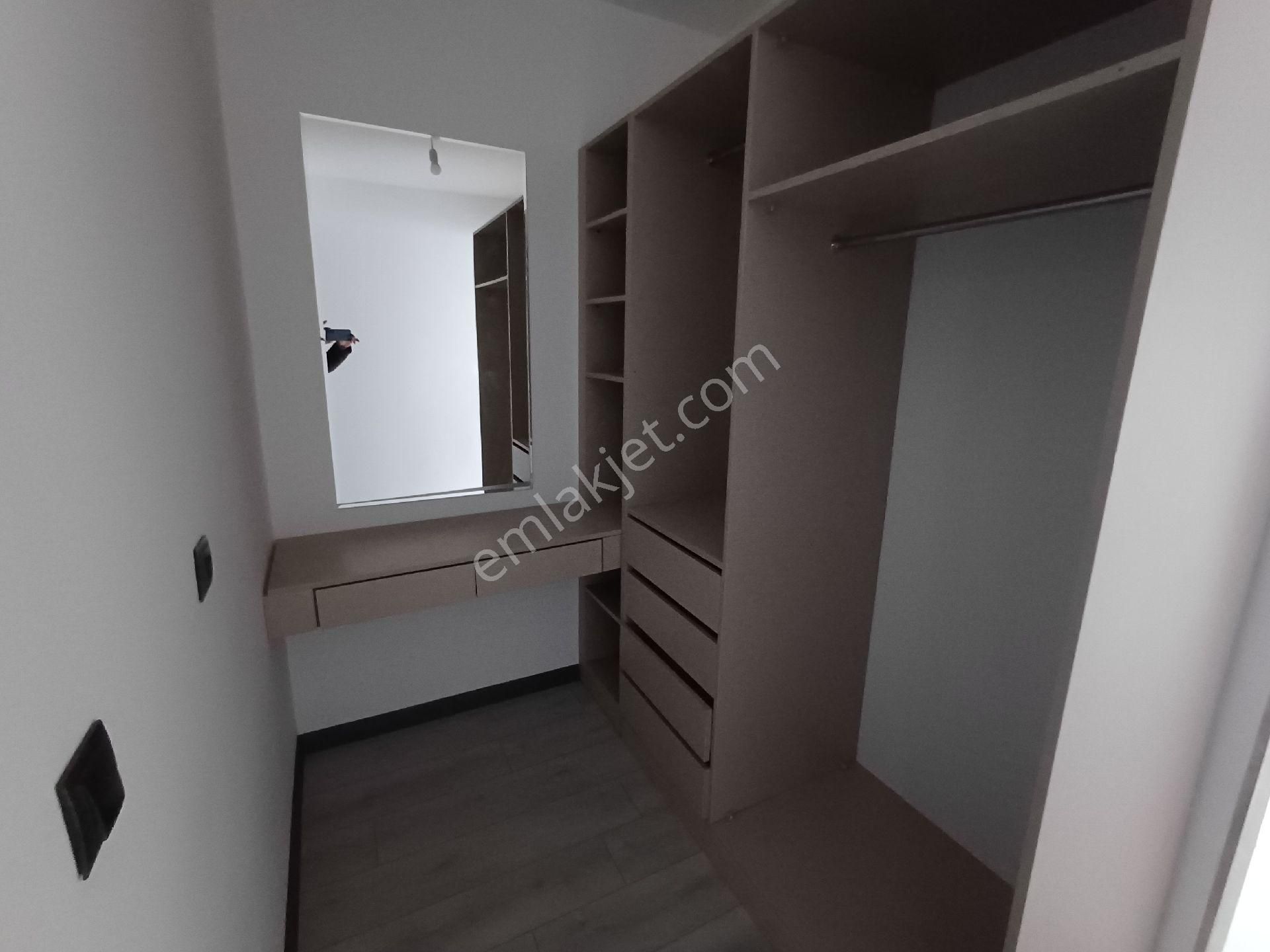 Kalekışladan Manzaralı Ful Lüks Yapılı Kiralık Geniş 4+1 Daire - Görsel 25