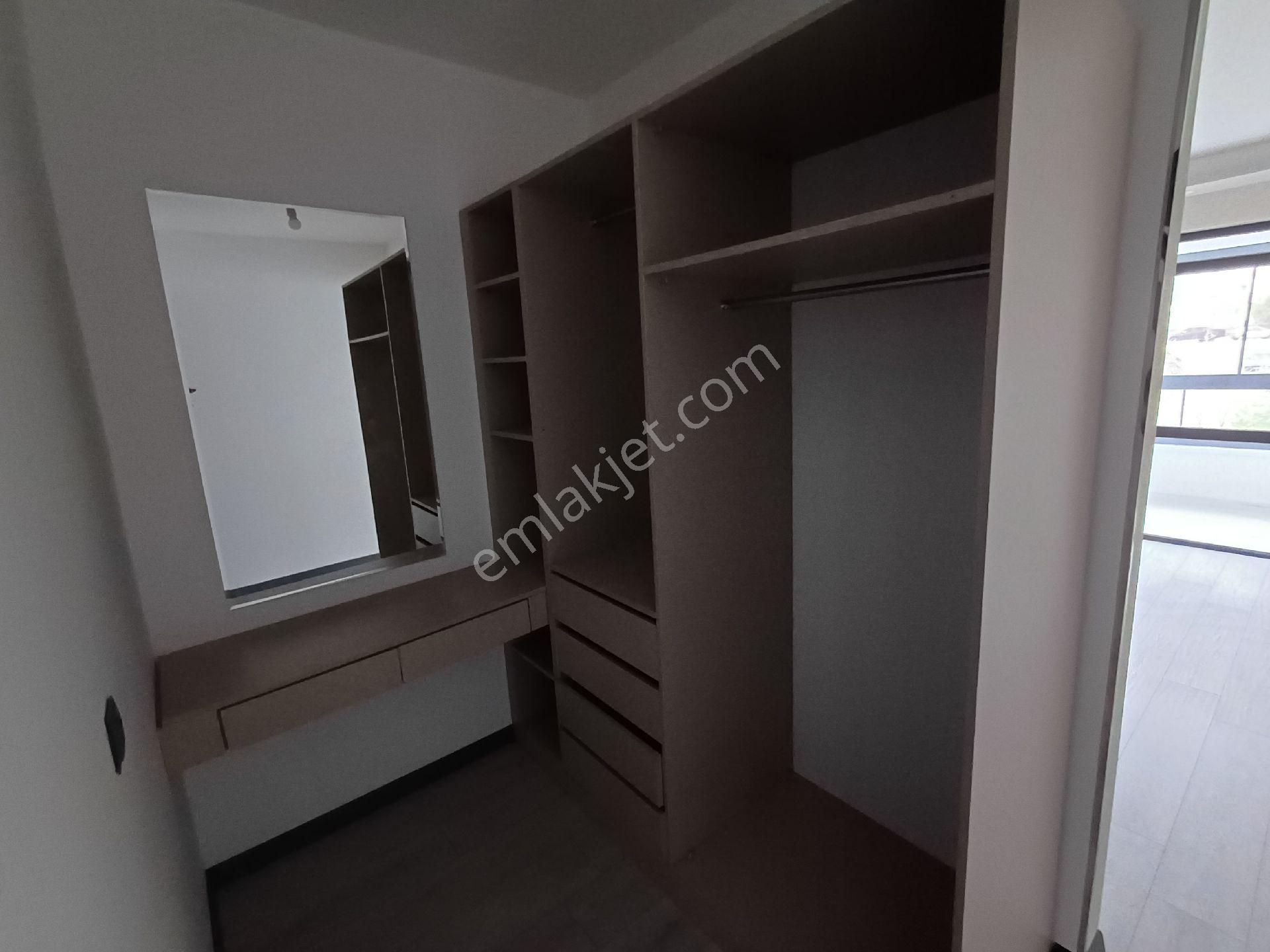 Kalekışladan Manzaralı Ful Lüks Yapılı Kiralık Geniş 4+1 Daire - Görsel 24