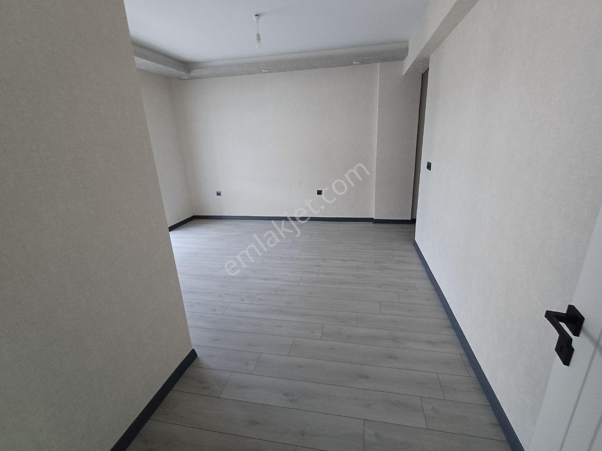 Kalekışladan Manzaralı Ful Lüks Yapılı Kiralık Geniş 4+1 Daire - Görsel 20