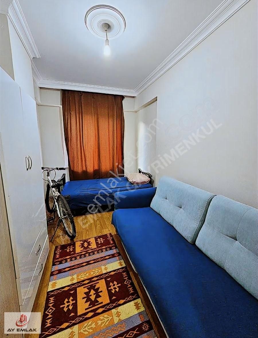 Ay Emlak'tan Merkezi Konum İskele'de Kombili 2+1 Eşyalı Daire - Görsel 9