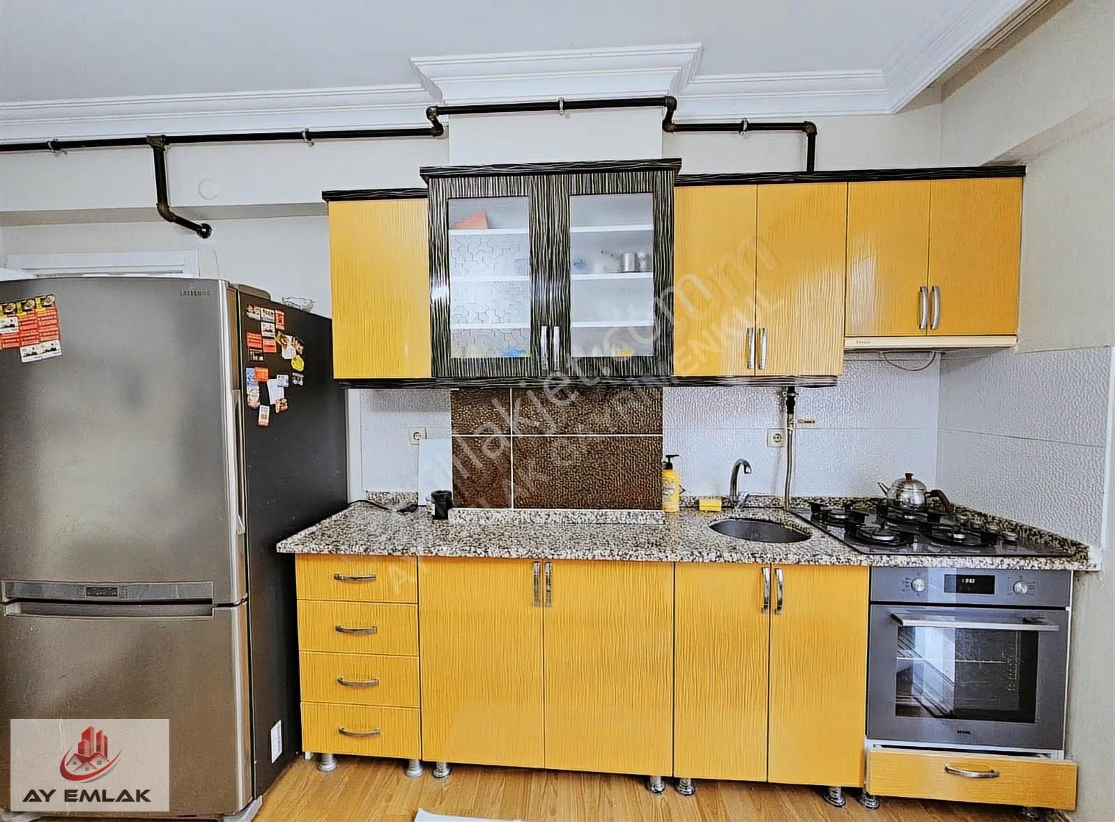 Ay Emlak'tan Merkezi Konum İskele'de Kombili 2+1 Eşyalı Daire - Görsel 8