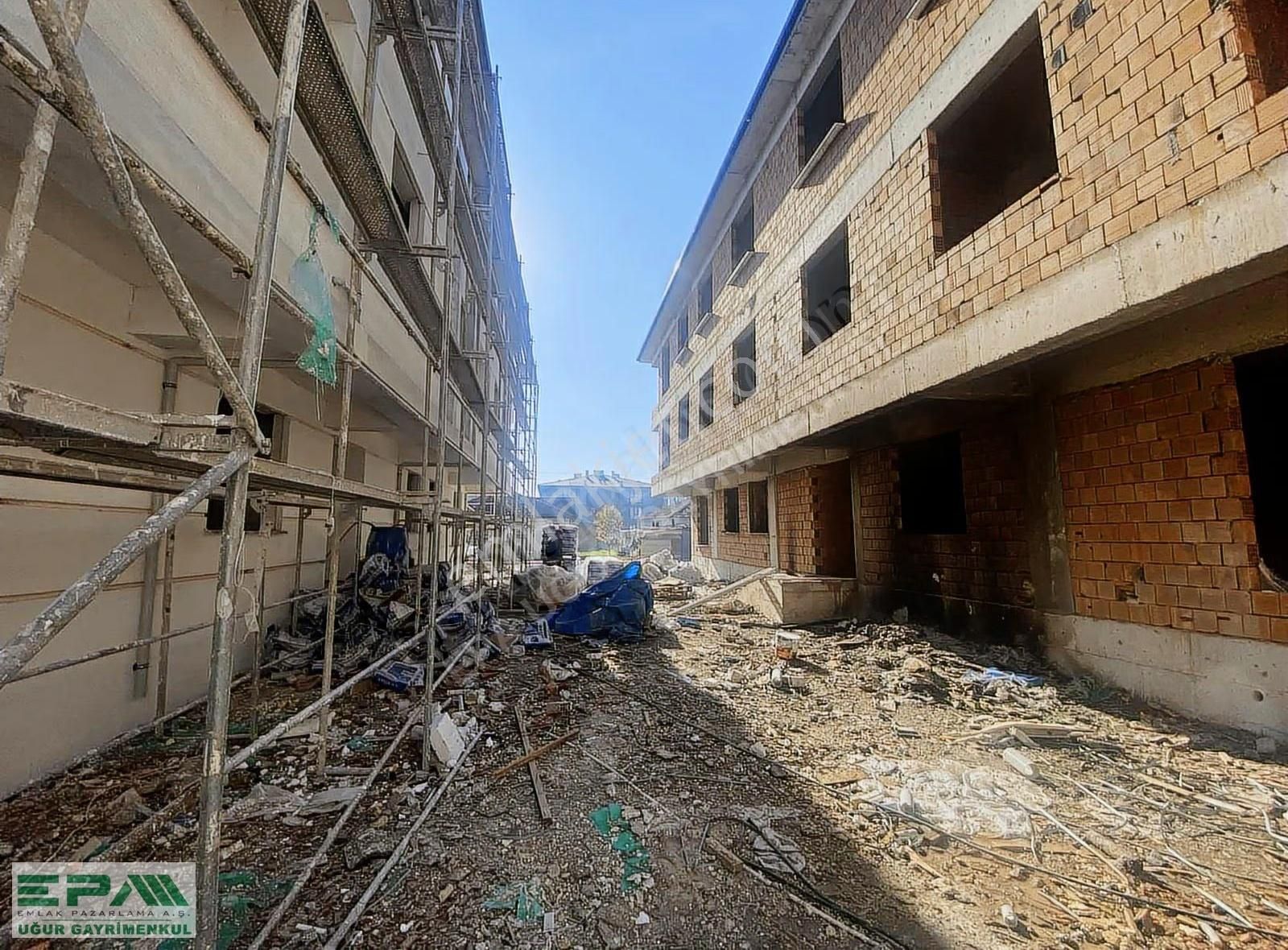 Epa Uğur'dan Yeni Bağlantı Şahin Kardeşler Sitesi Lüks Daireler - Görsel 23