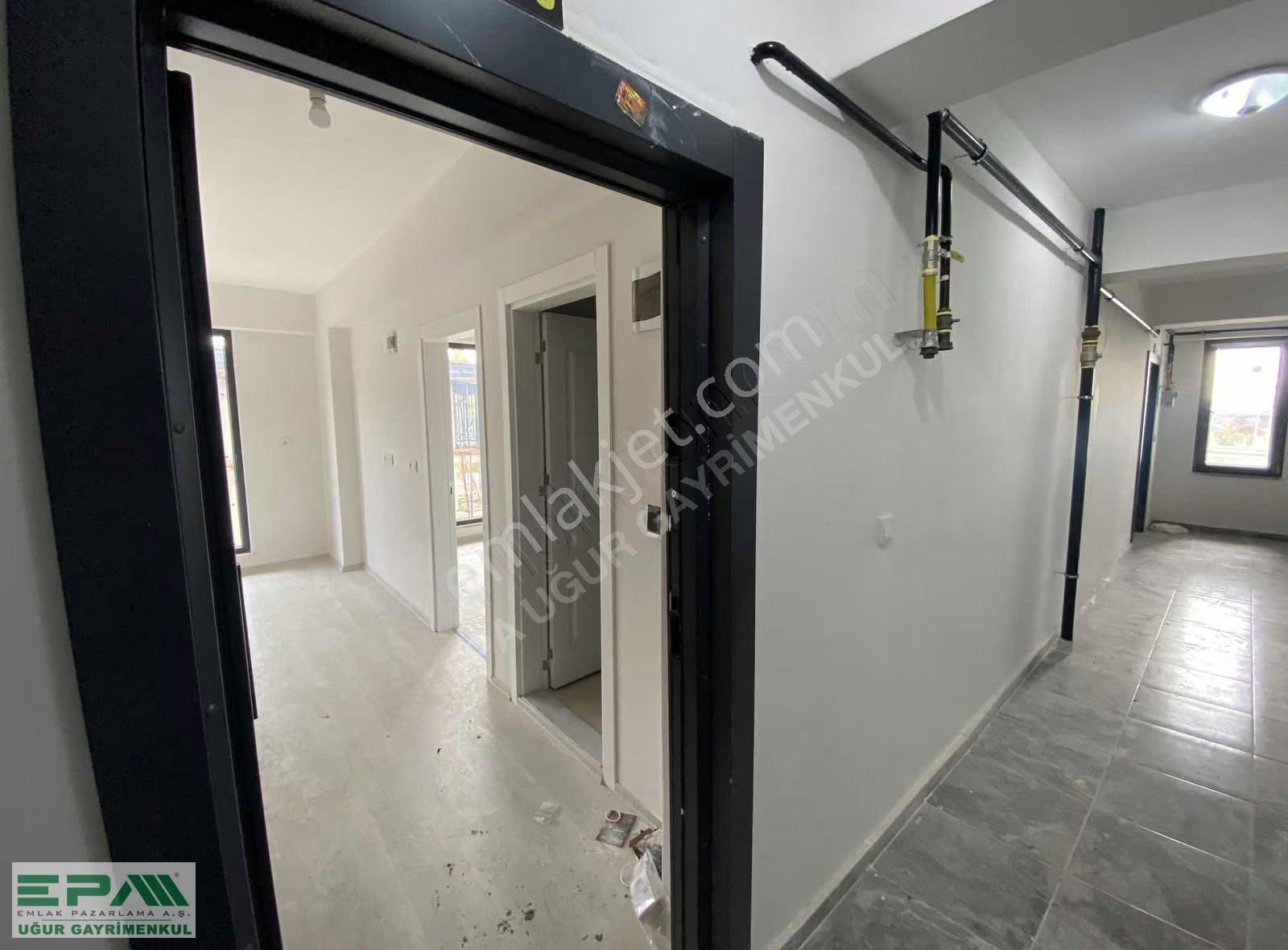 Epa Uğur'dan Üniversite Bölgesinde Kara Yolu Üzeri Satılık 1+1 - Görsel 16